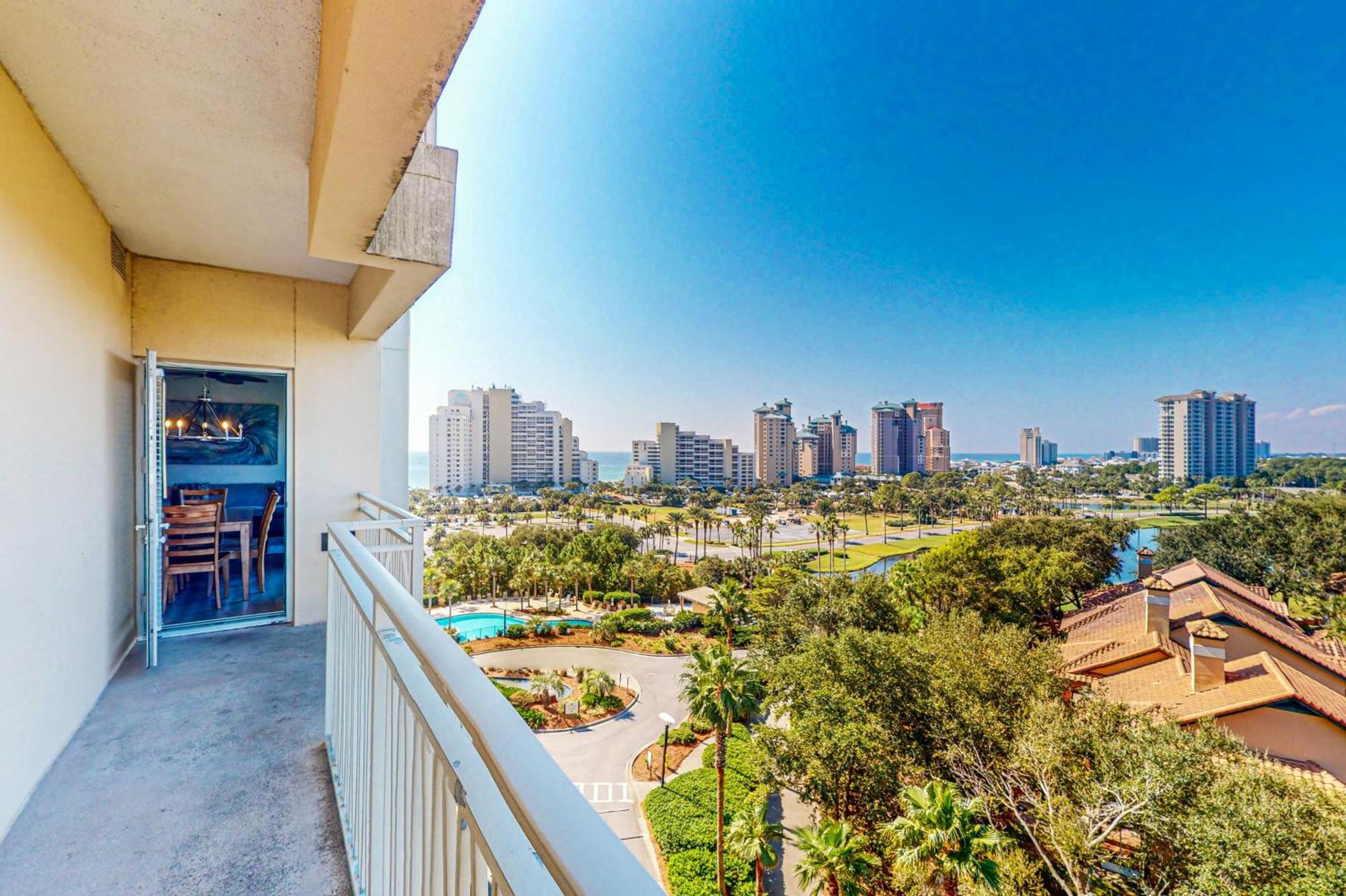 Luau V Apartment