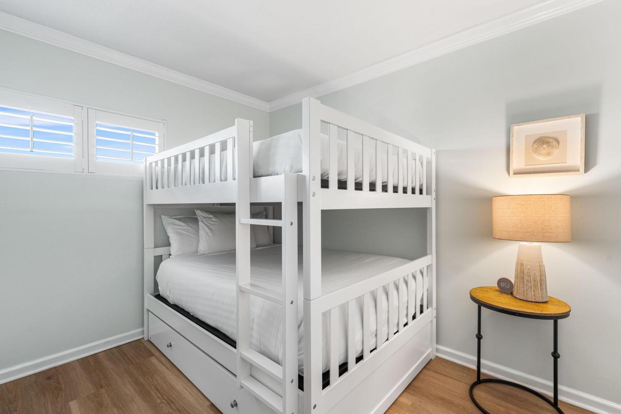 Holiday home Surf And Racquet Unit 318 Destin