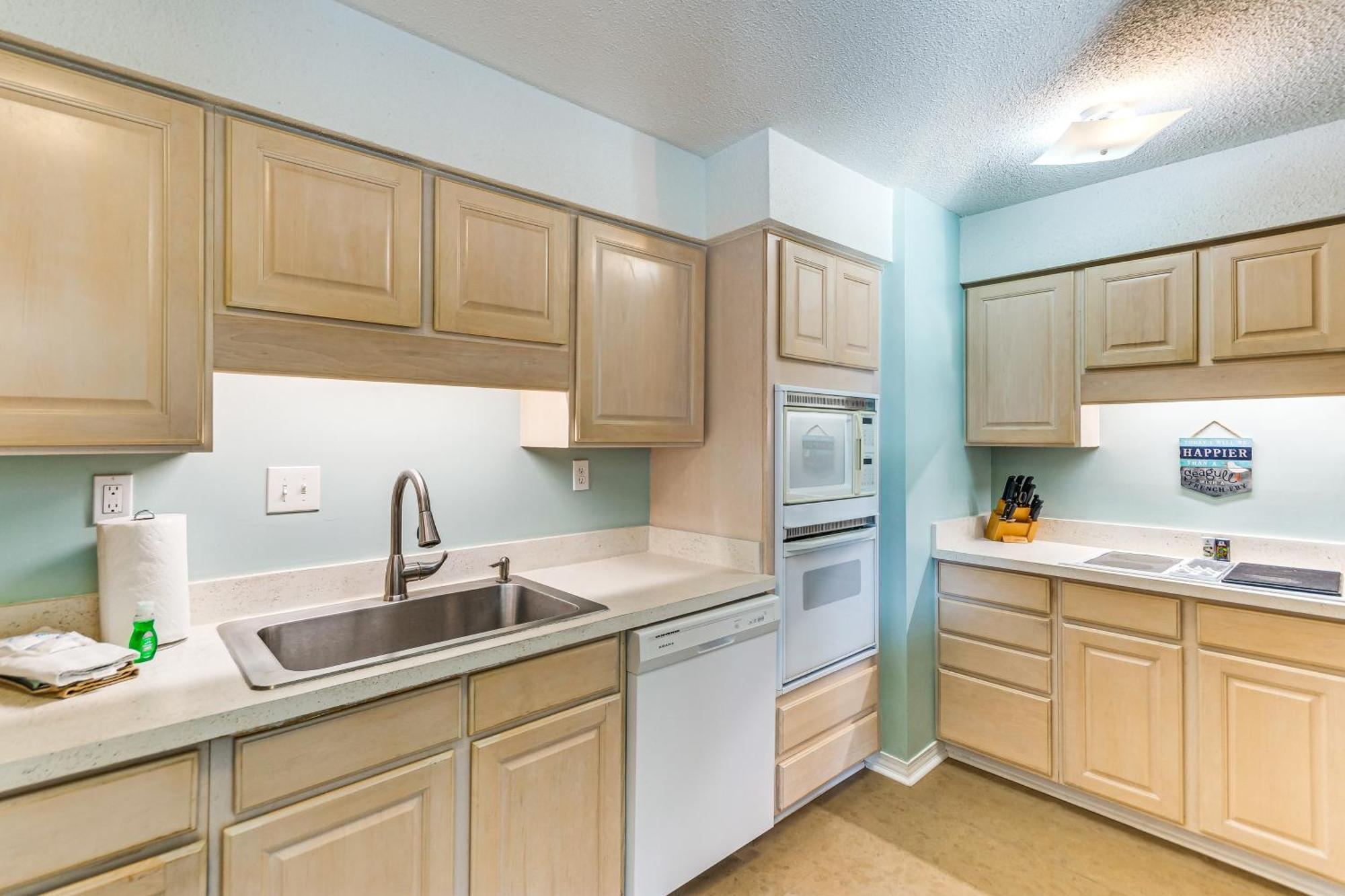 Beachfront Townhome With Pool Access * Destin