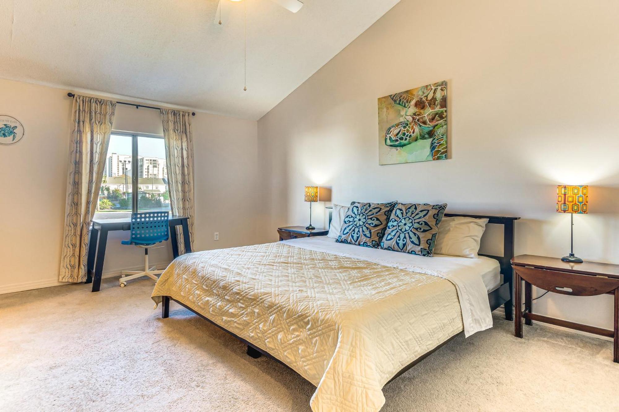 Beachfront Townhome With Pool Access Destin