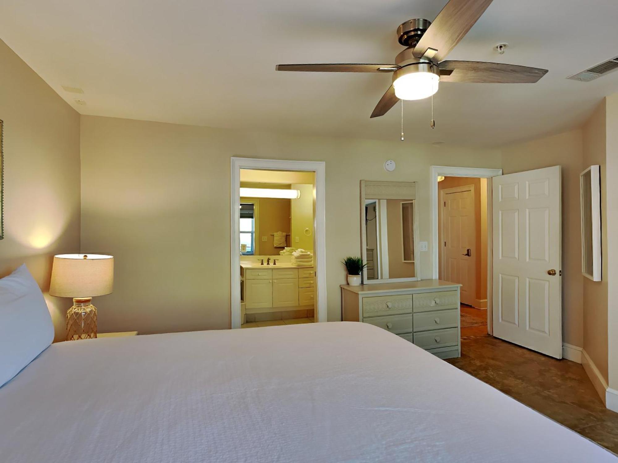 Crystal Dunes #107 Apartment Destin