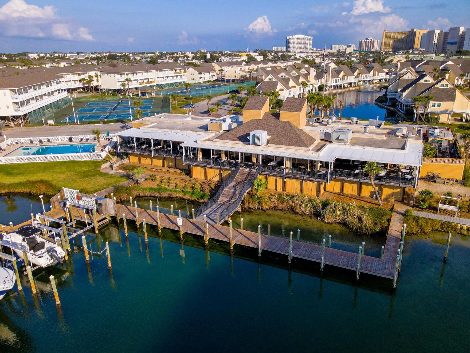 Sandpiper Cove 8242 Apartment *