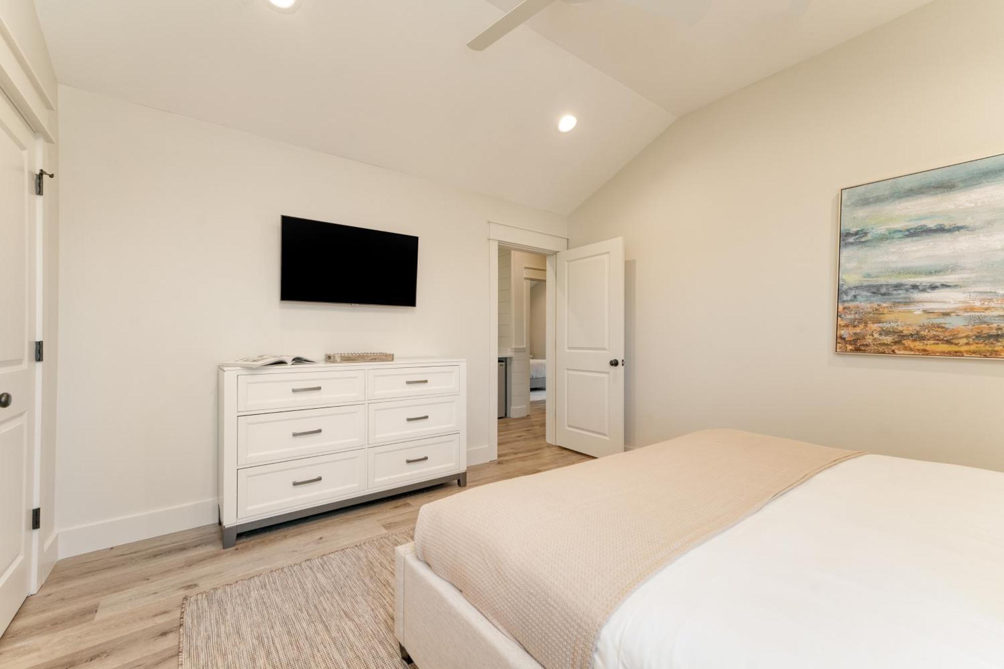 Holiday home Crystal Sands By Avantstay Walk To The