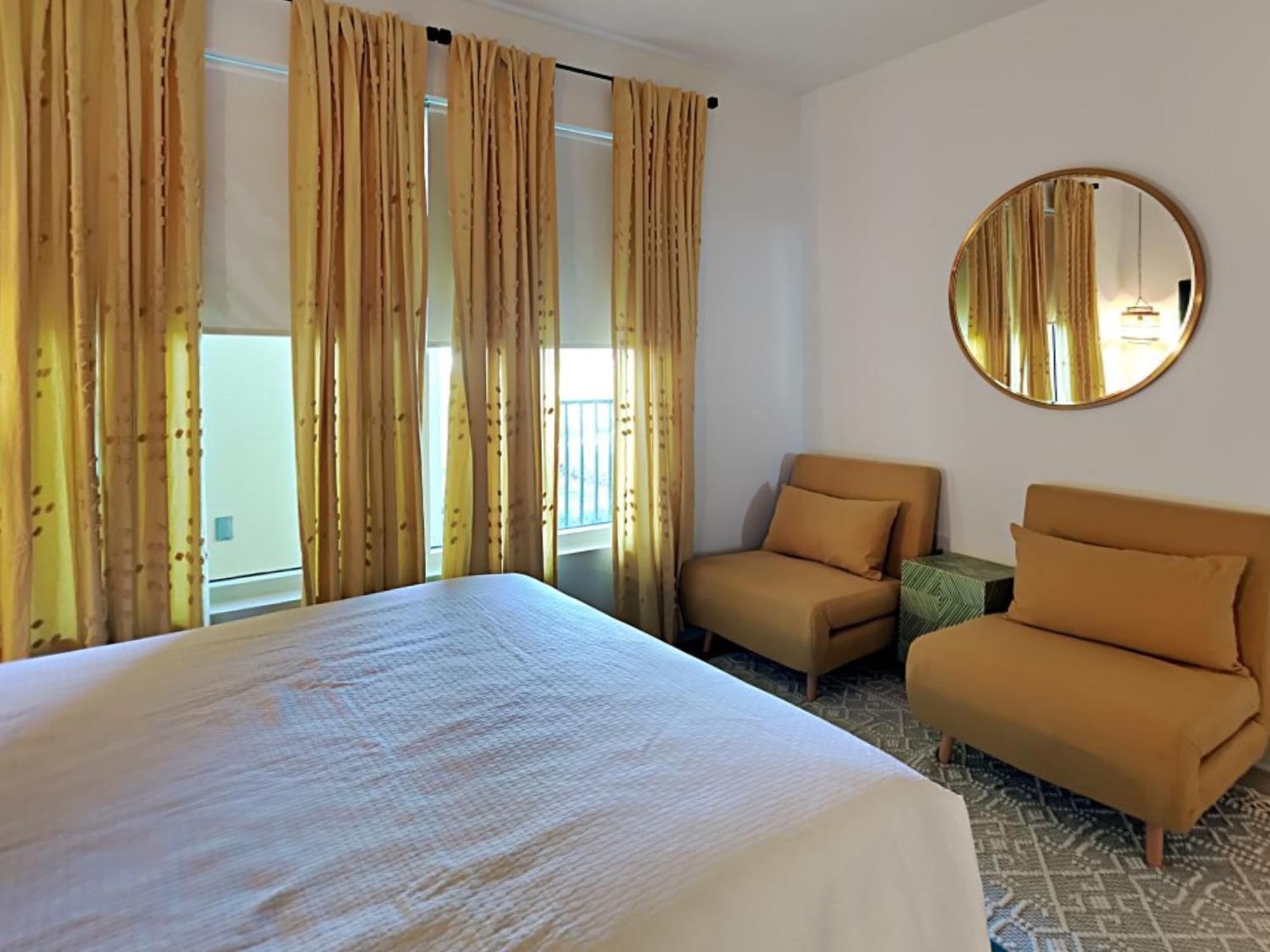 Apartment Jade East Towers 540 *
