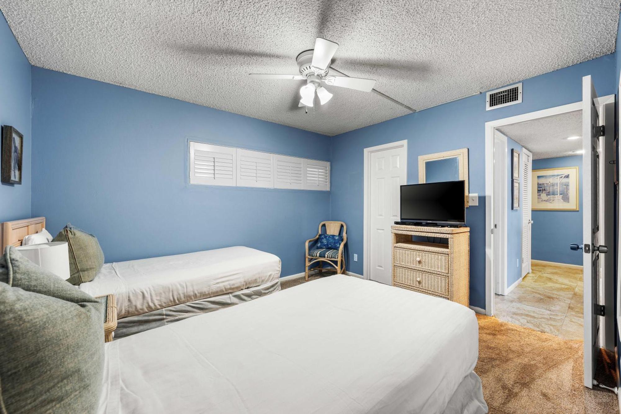 Surf And Racquet Unit 221 * Destin