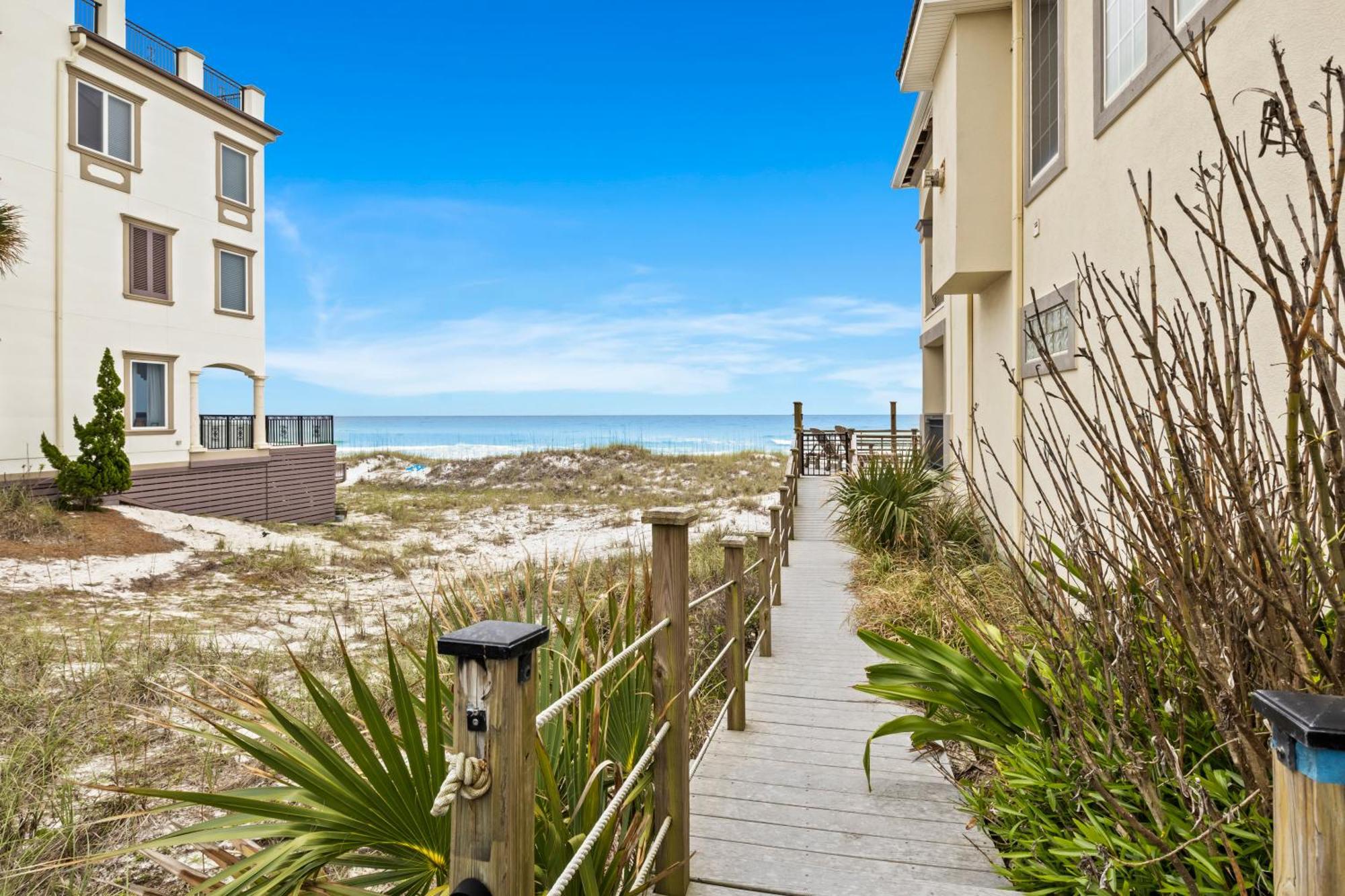 Holiday home On The - Hot Tub - Gated Community Views