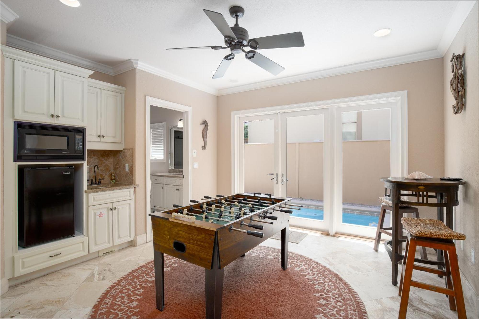 Private Pool Hot Tub - Community - *
