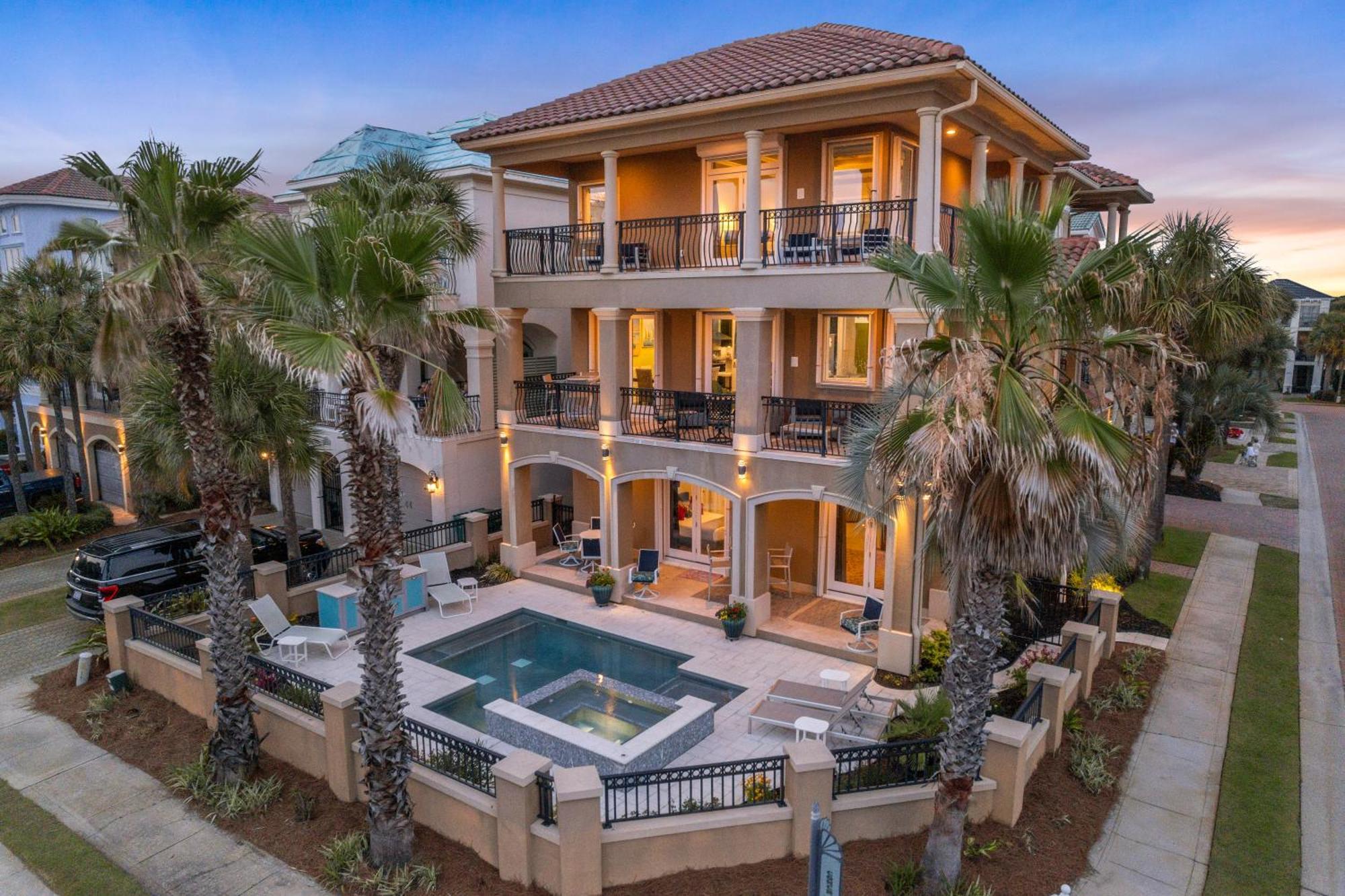 Gulf Views - Private Pool Hot Tub - Elevator *