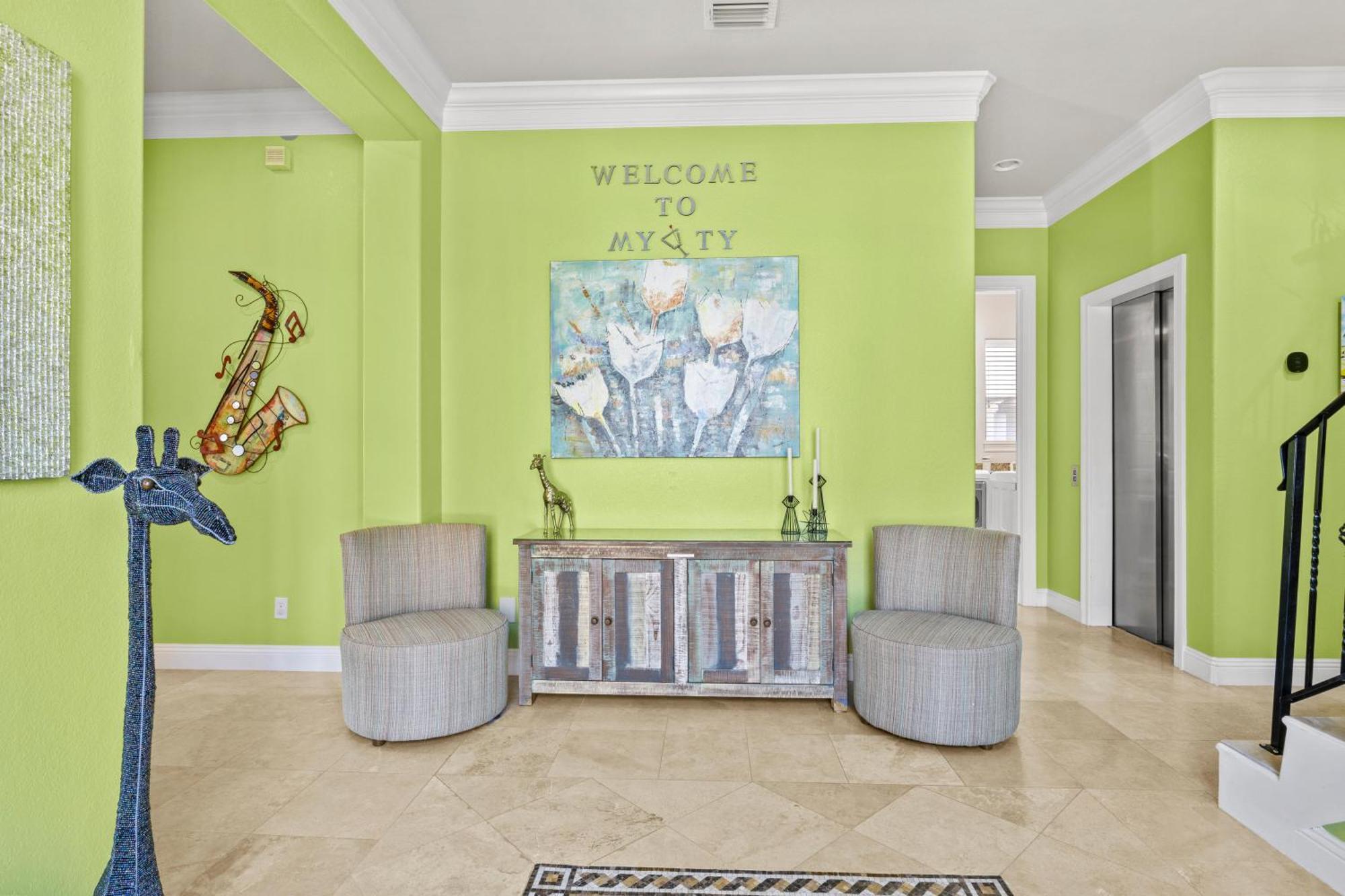 Holiday home Gulf Views - Private Pool Hot Tub - Elevator *