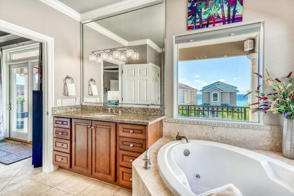 Gulf Views - Private Pool Hot Tub - Elevator *