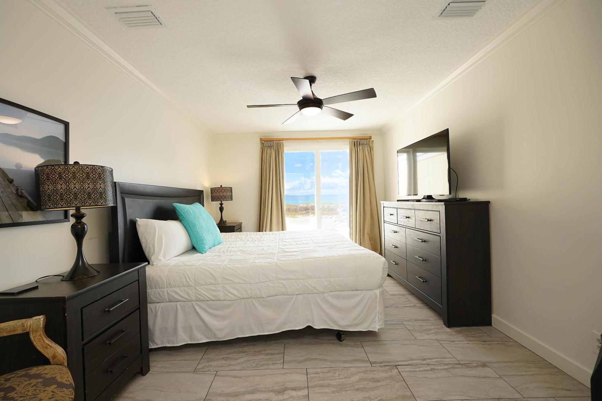 Sandpiper Cove 2120 * Destin