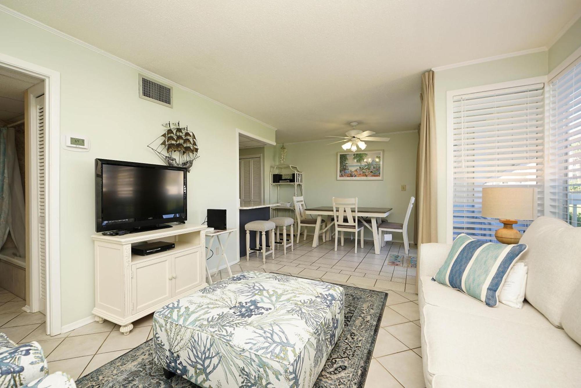 Sandpiper Cove 1035 *