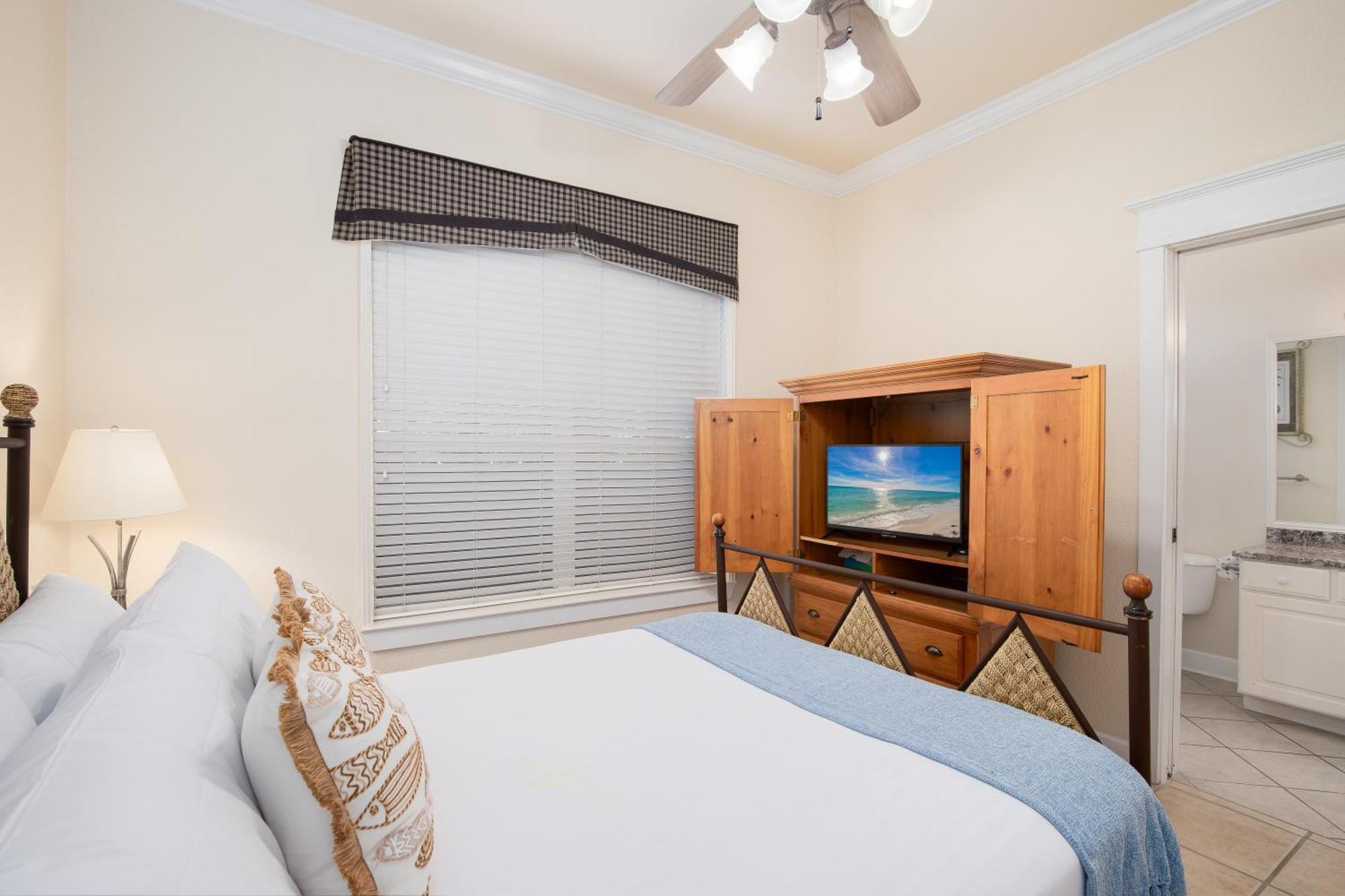 Holiday home Golf Cart - Community Pool, Hot Tub And
