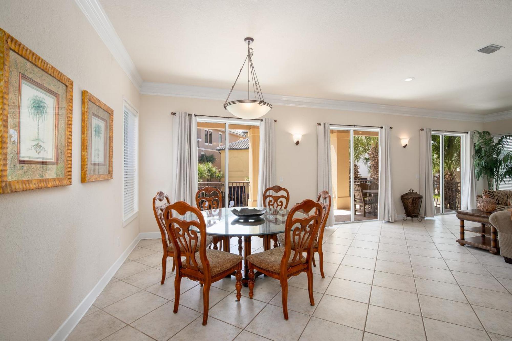 Golf Cart - Community Pool, Hot Tub And Destin