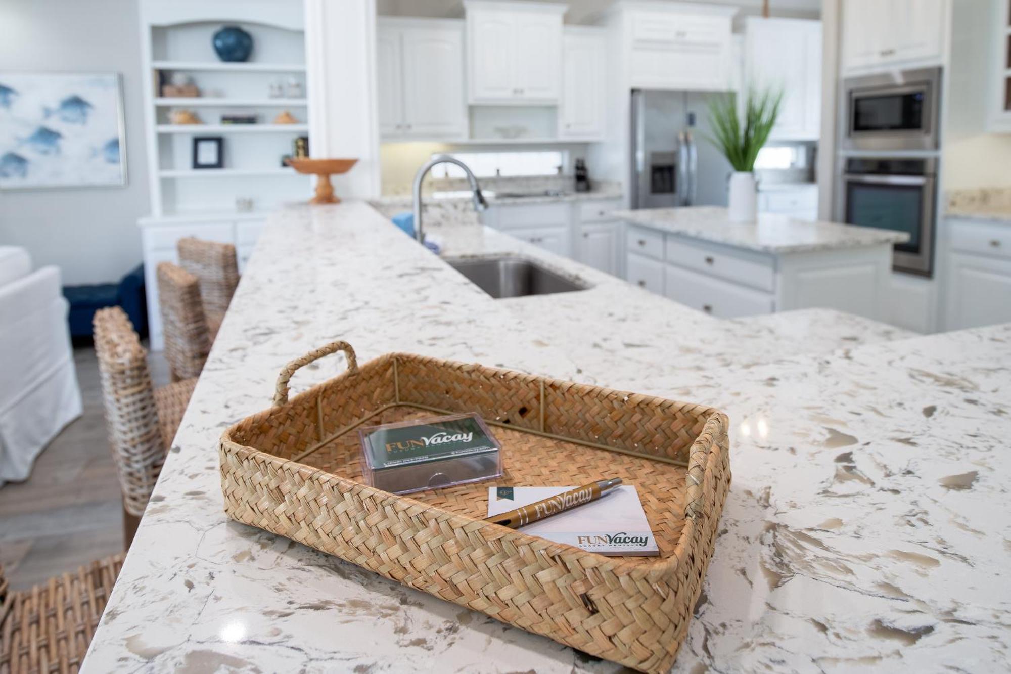 Luxury Community Pool, Hot Tub And And Games Holiday home Destin