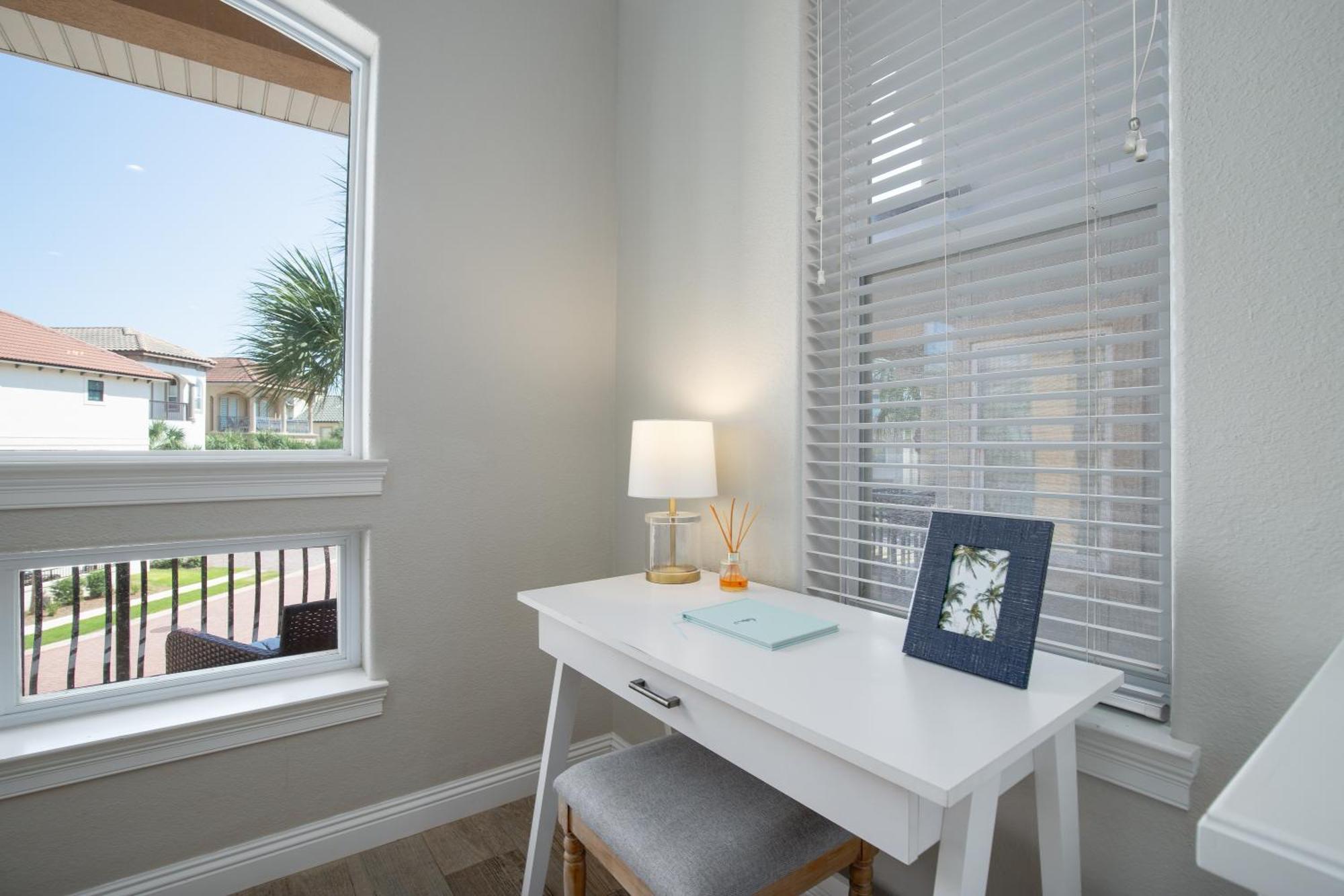 Holiday home Luxury Community Pool, Hot Tub And And Games Destin