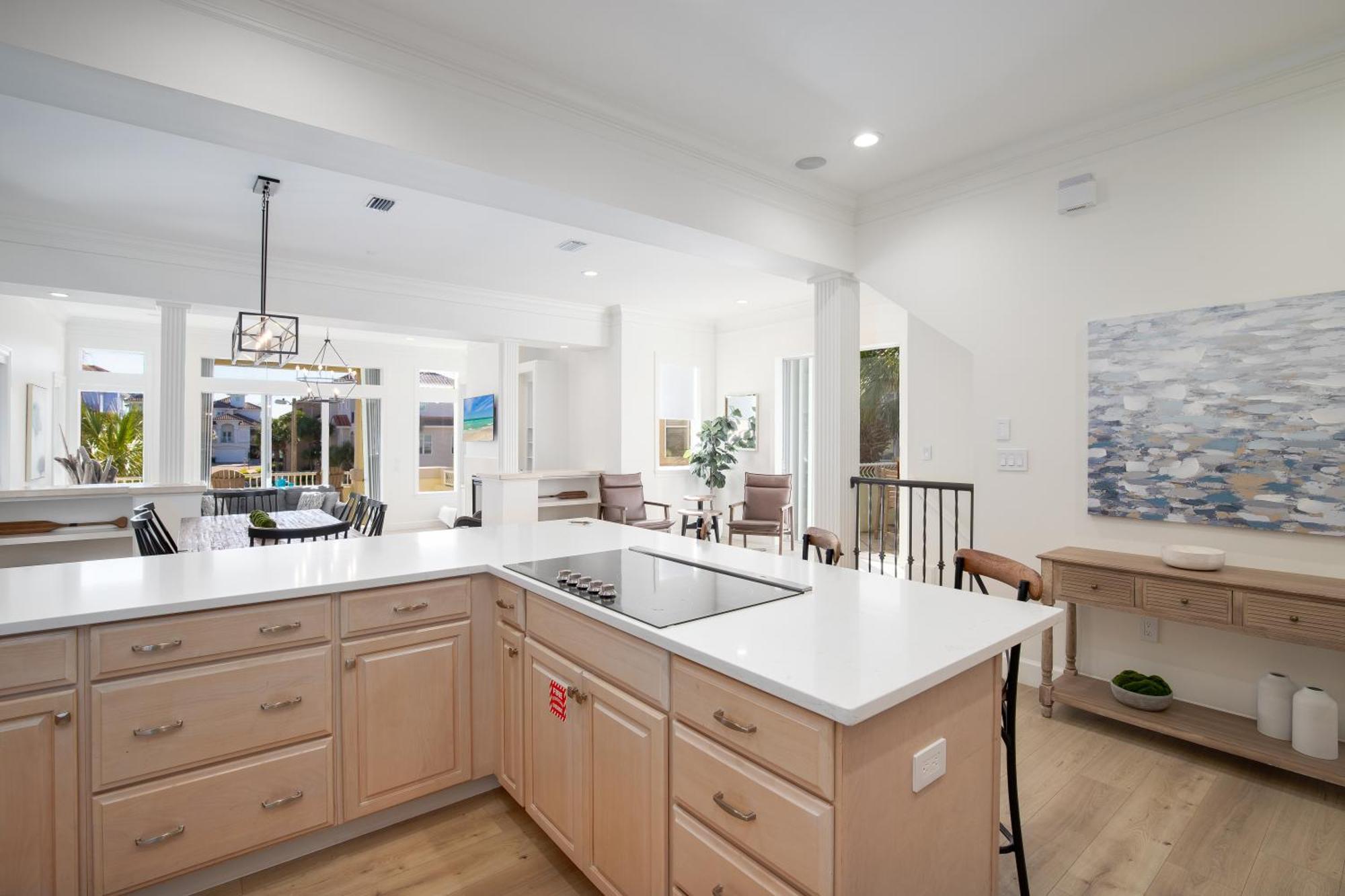 Community Pool, Hot Tub And - Outdoor Kitchen *