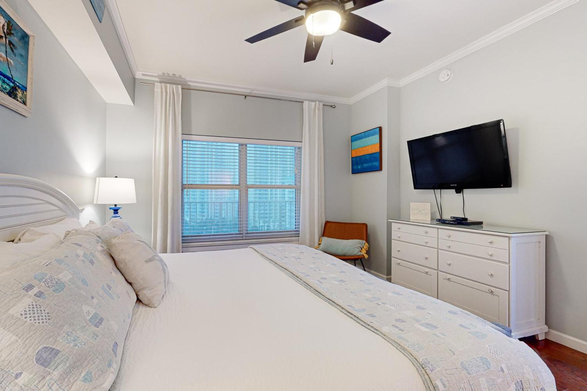 Apartment Majestic Sun A912 *