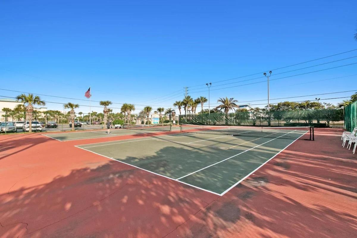 Holiday home Emerald Towers 305 *