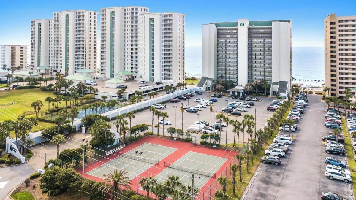 Emerald Towers 305 Holiday home *