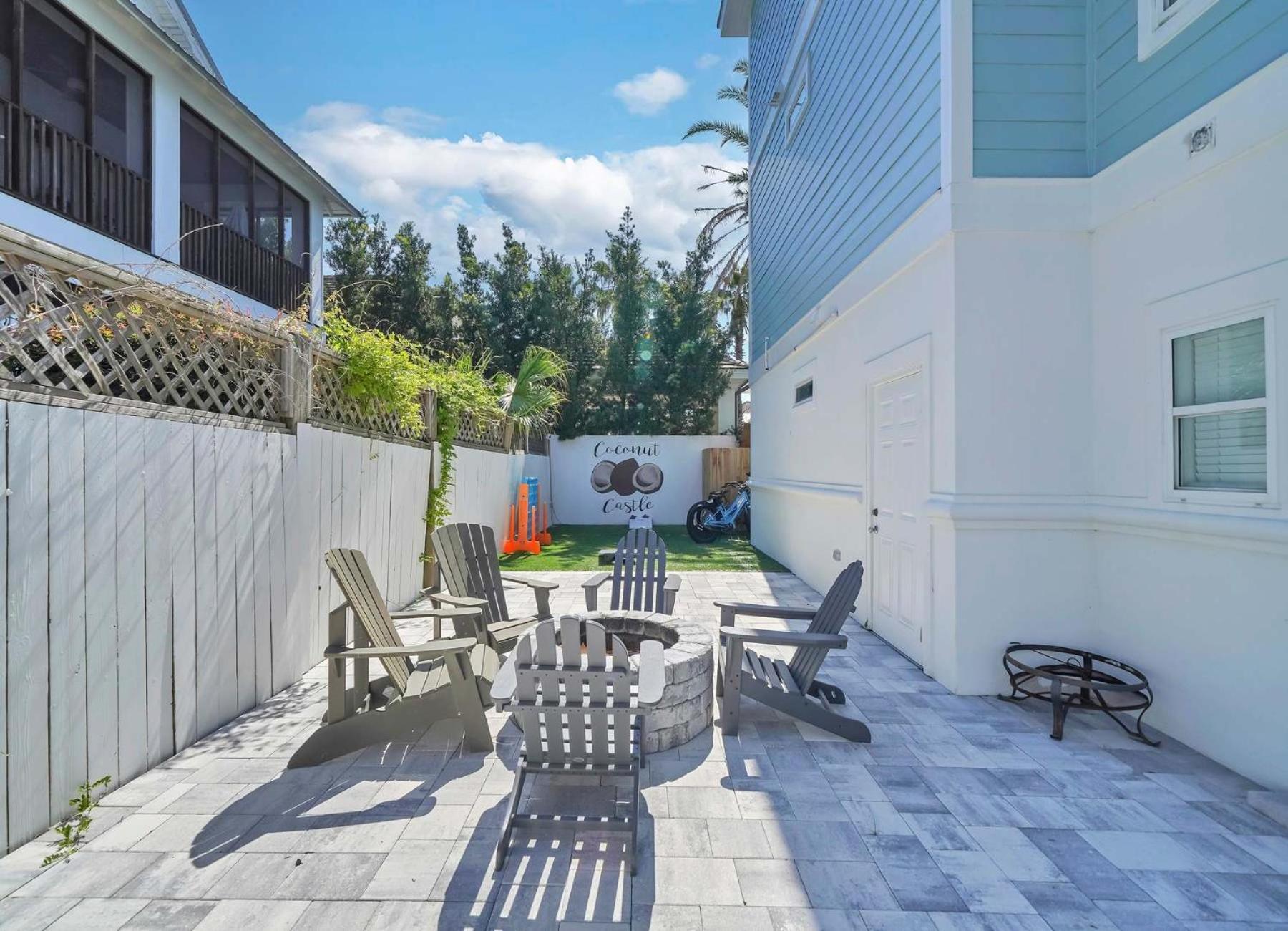 Privatebeach Pool &spa Game Grill Sleeps 24 Holiday home