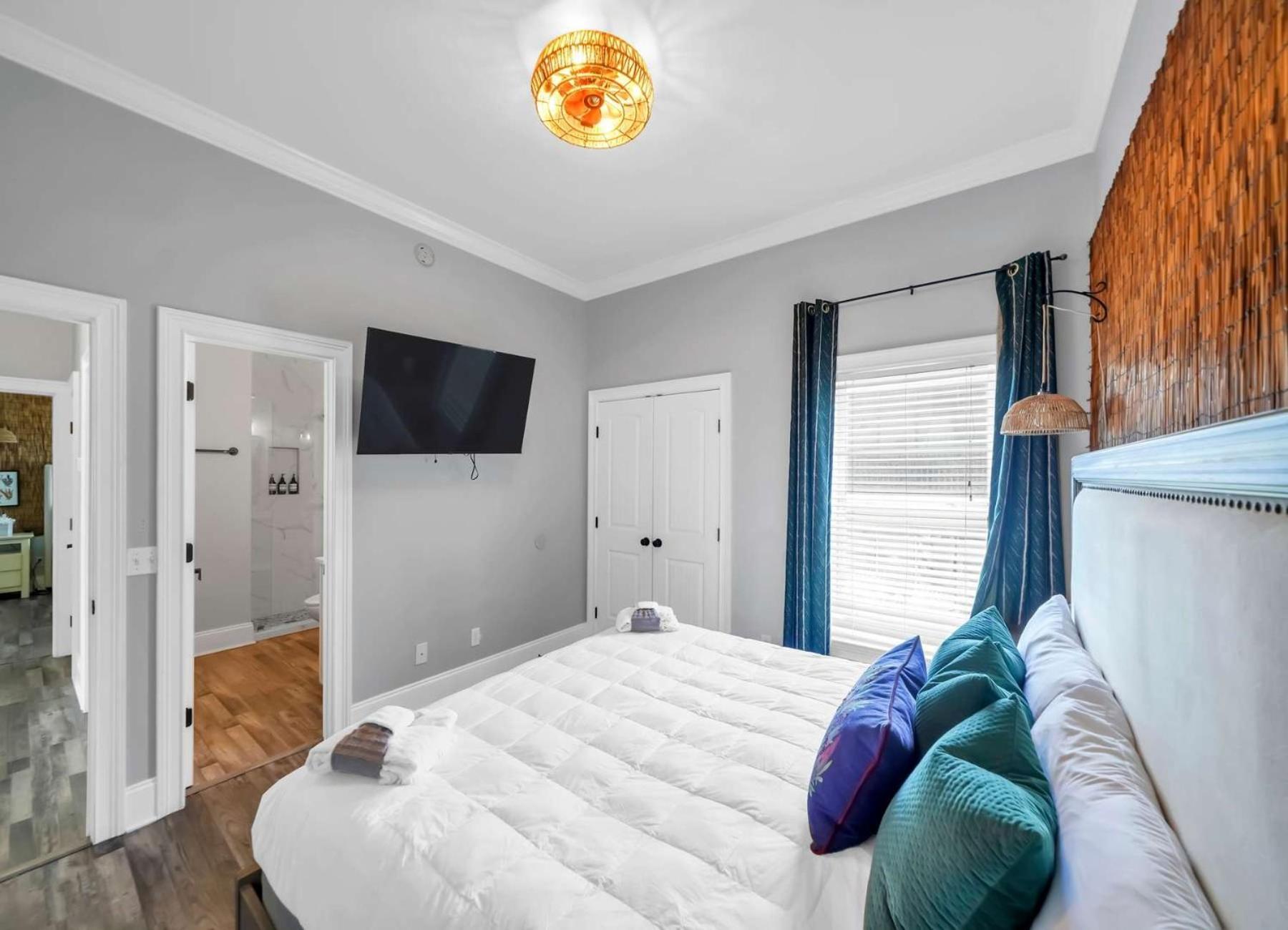 Privatebeach Pool &spa Game Grill Sleeps 24 Holiday home