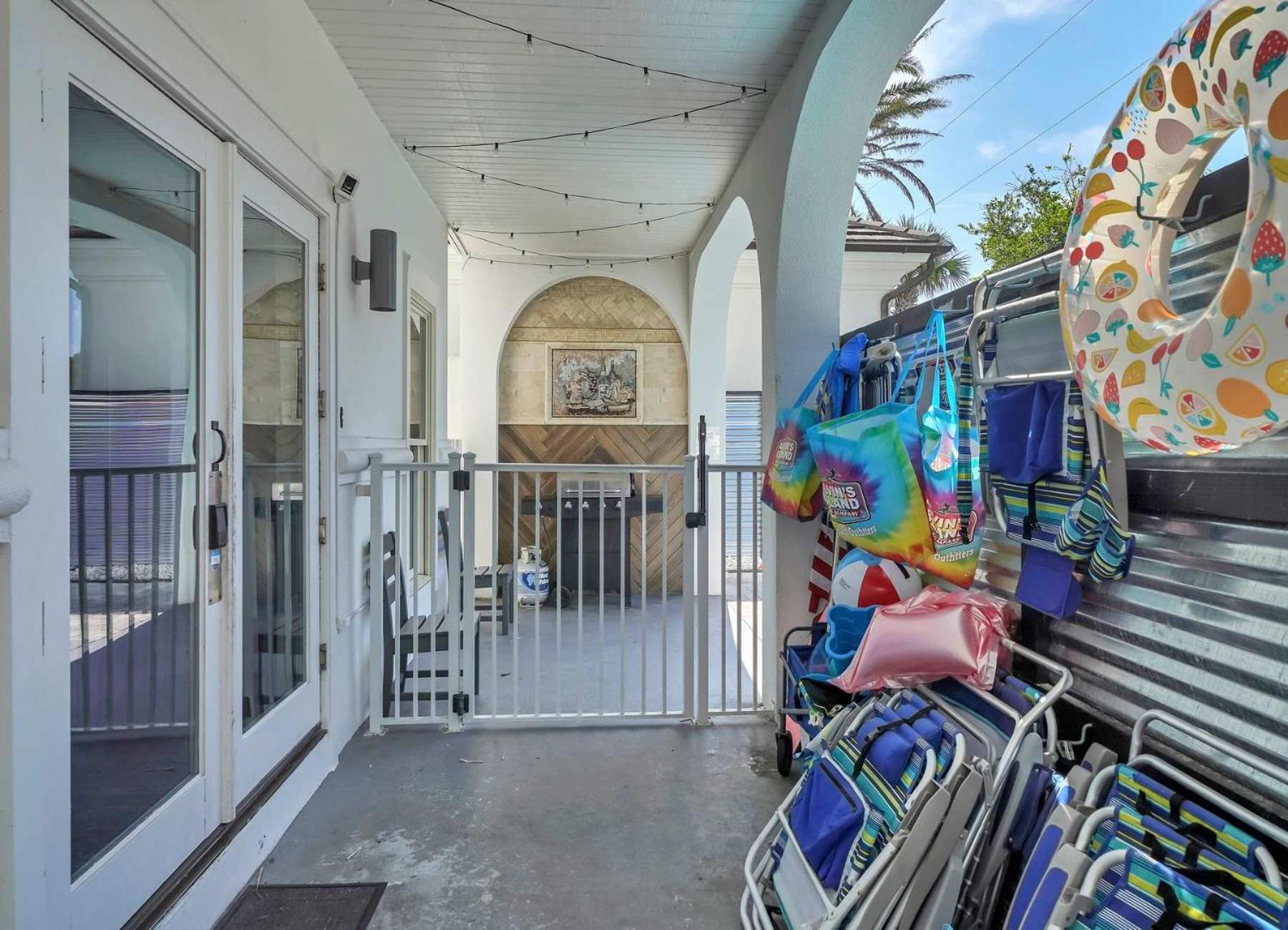 Holiday home Privatebeach Pool &spa Game Grill Sleeps 24 *