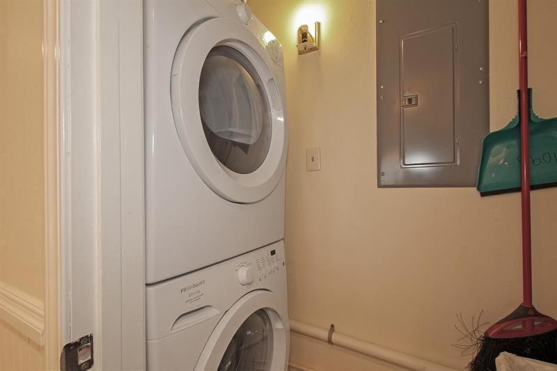 1095 Shoreline - Bedroom Front Free Setup *