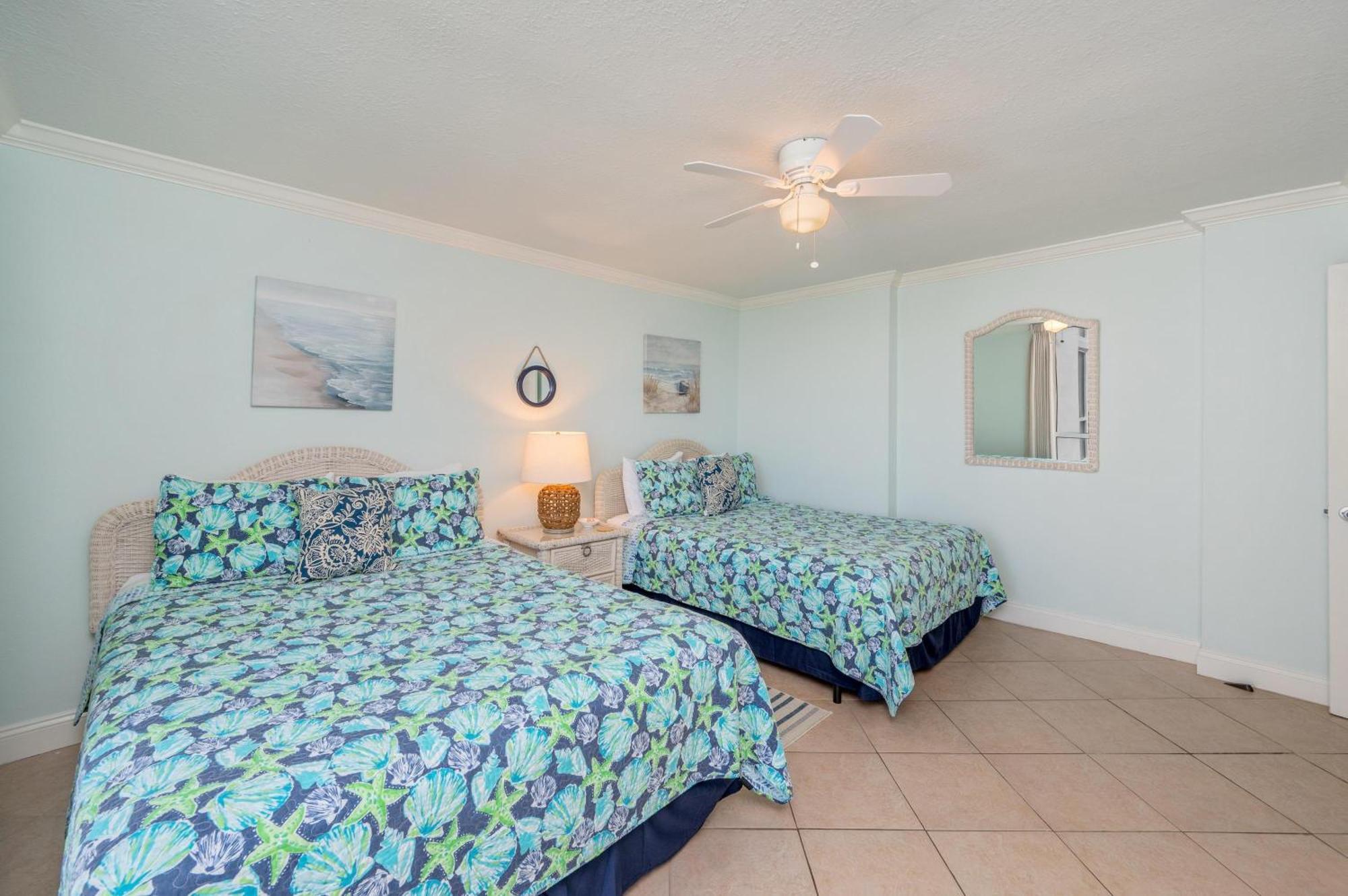 1095 Shoreline - Bedroom Front Free Setup Holiday home