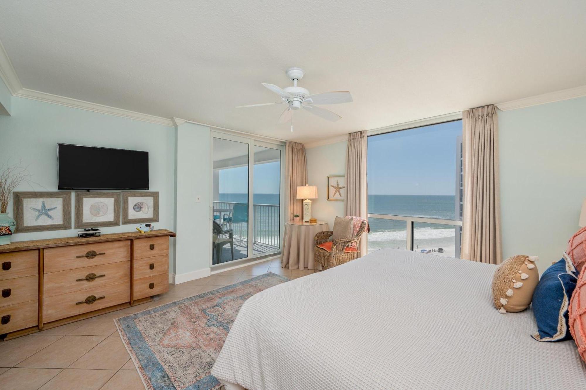 1095 Shoreline - Bedroom Front Free Setup Holiday home
