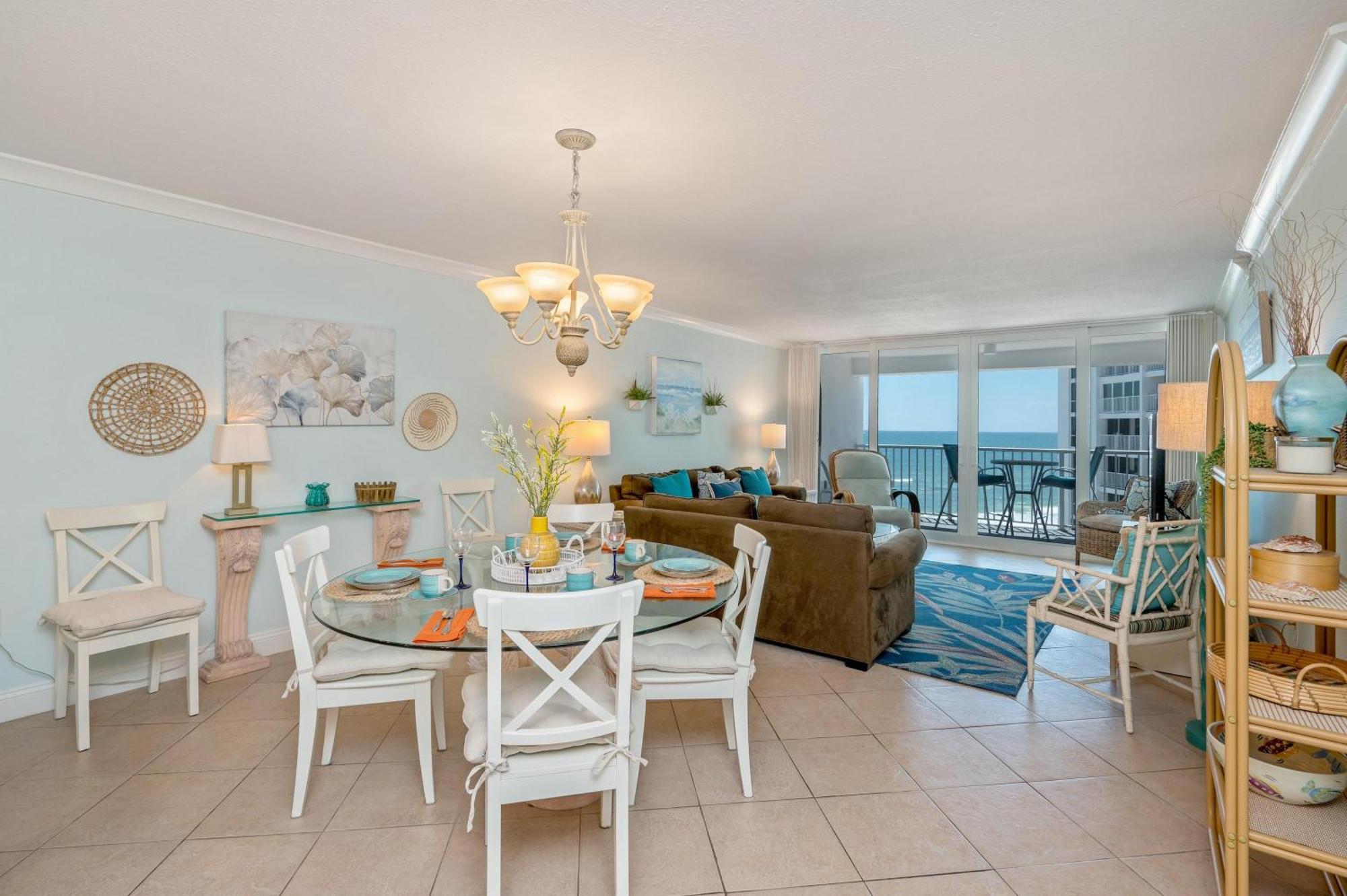 1095 Shoreline - Bedroom Front Free Setup Holiday home *