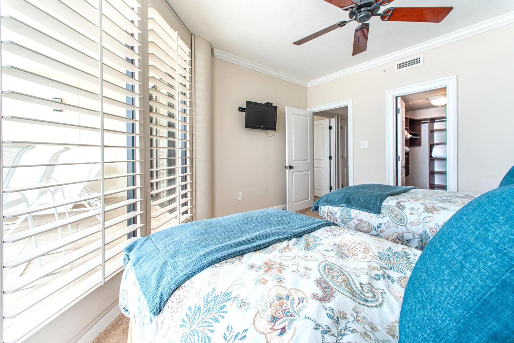East Pass 605 Apartment