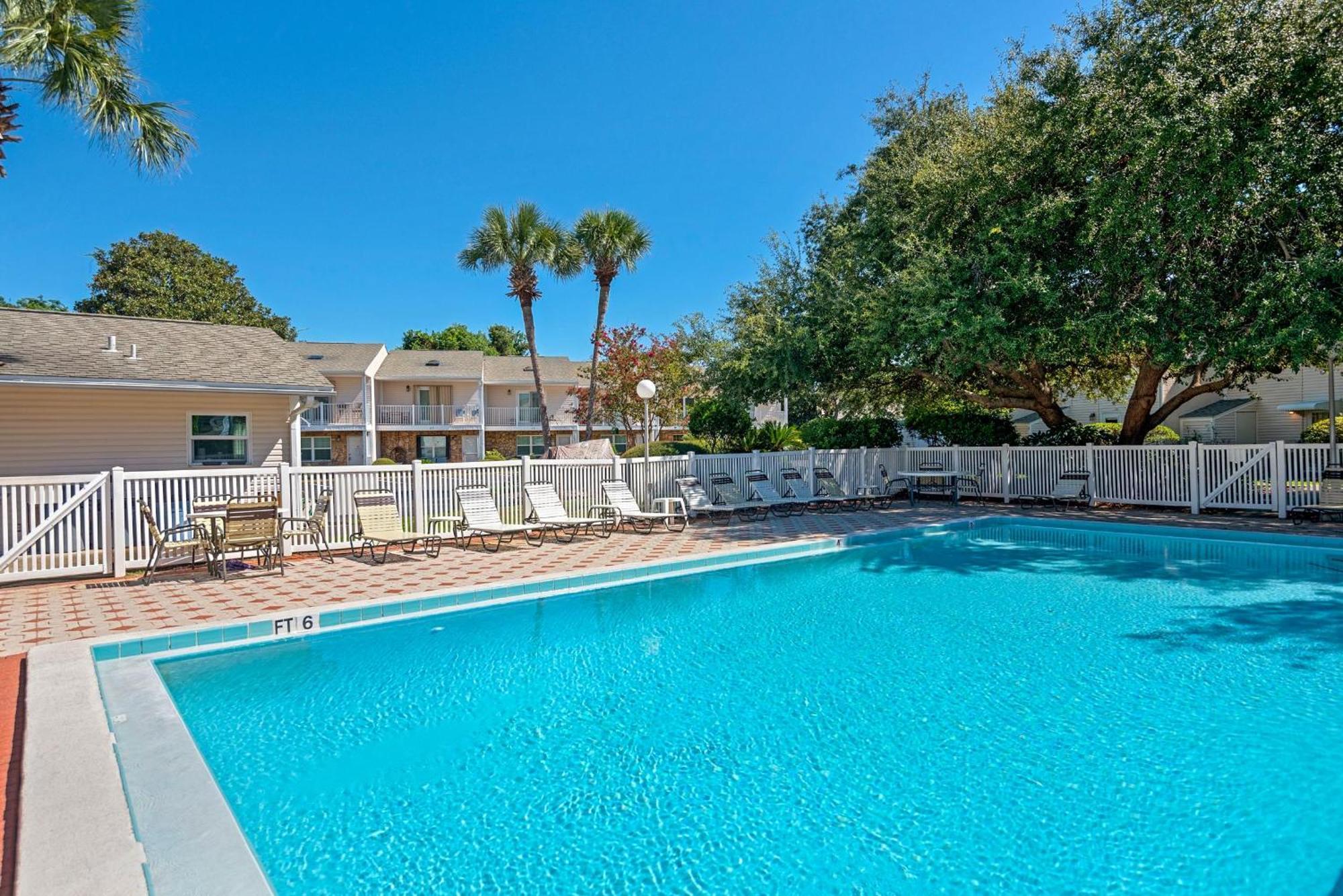Seabreeze Escape Apartment