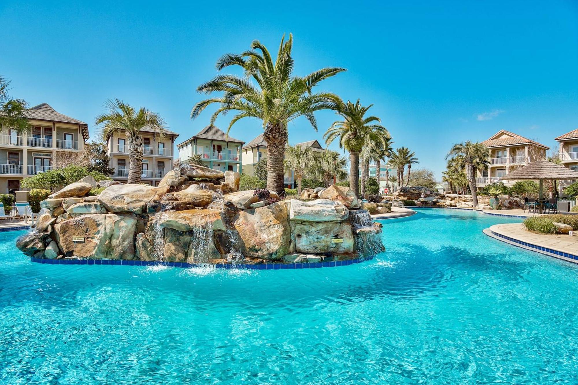 Coral By Avantstay Gorgeous Three Story W Two Balconies Holiday home *