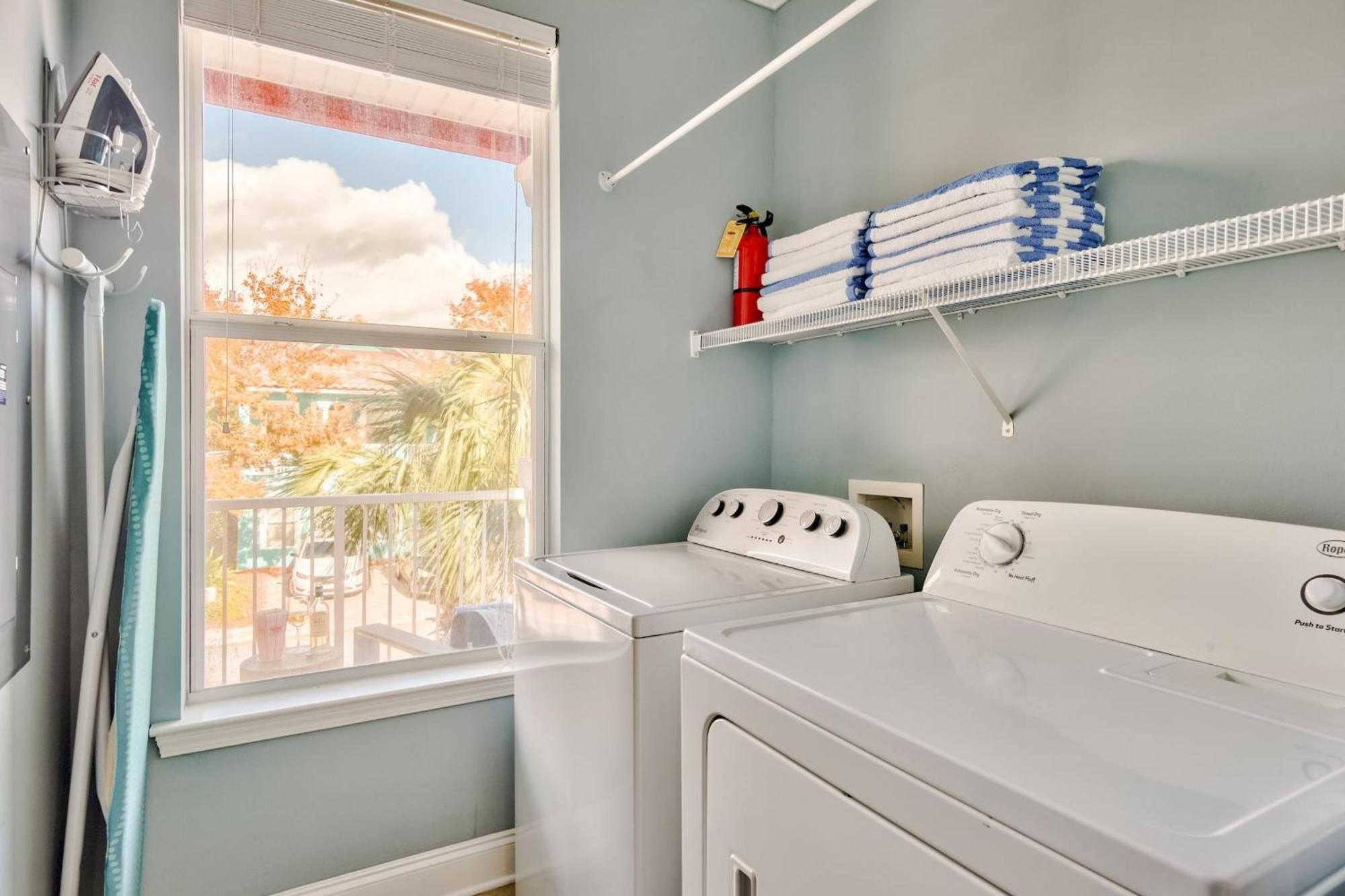 Coral By Avantstay Gorgeous Three Story W Two Balconies Holiday home Destin