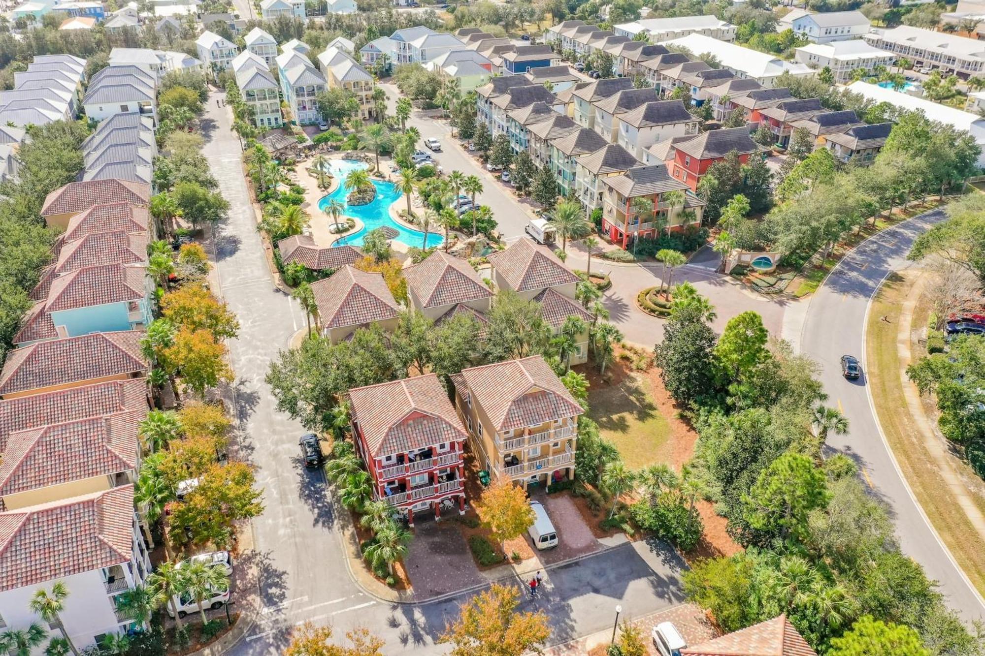 Coral By Avantstay Gorgeous Three Story W Two Balconies Destin