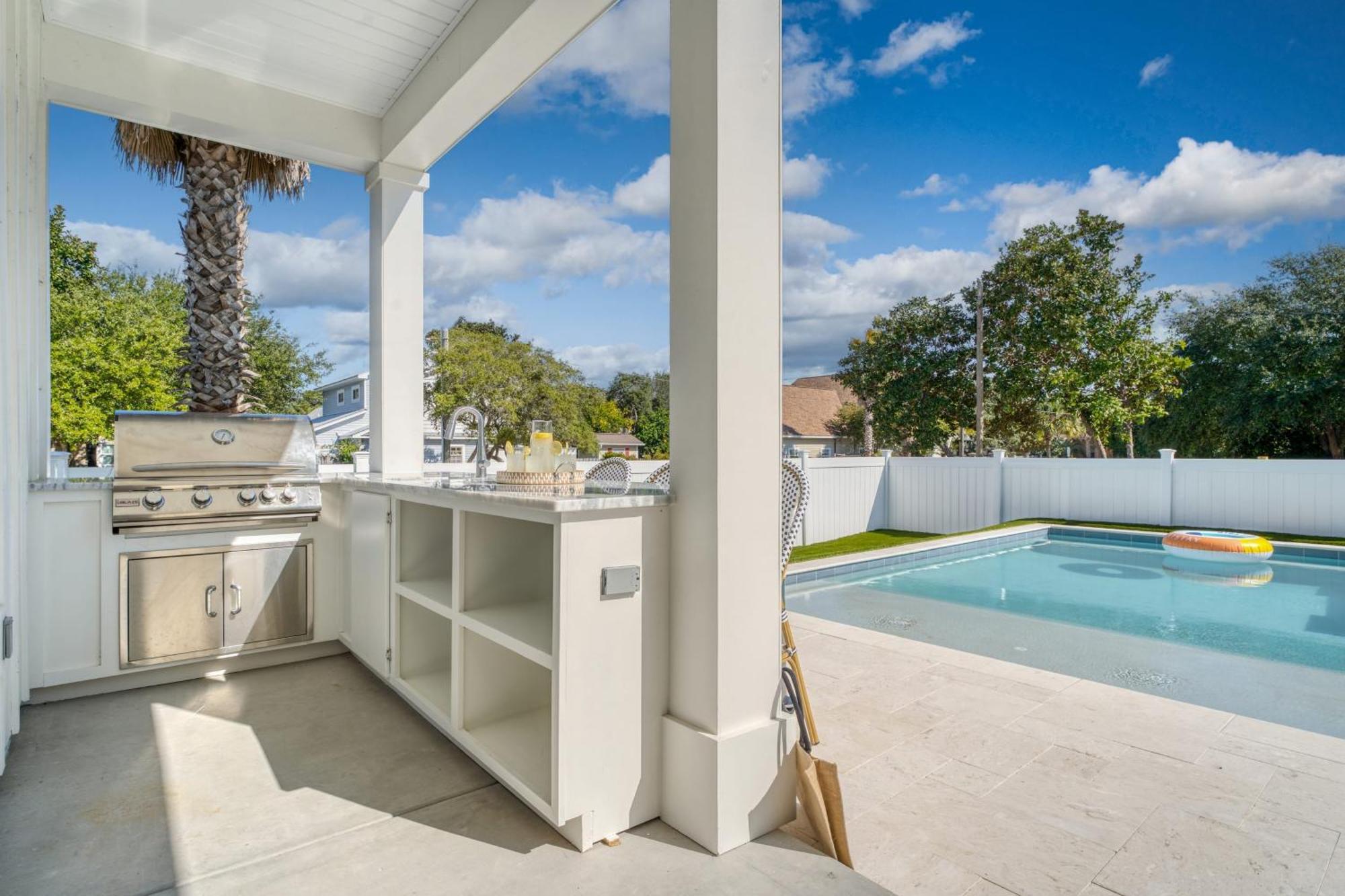 Holiday home Crystal Sands By Avantstay Walk To The *