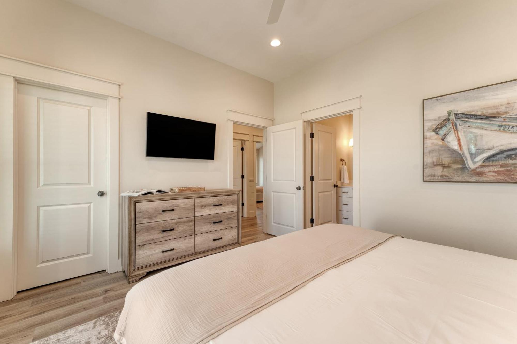 Crystal Sands By Avantstay Walk To The Holiday home Destin