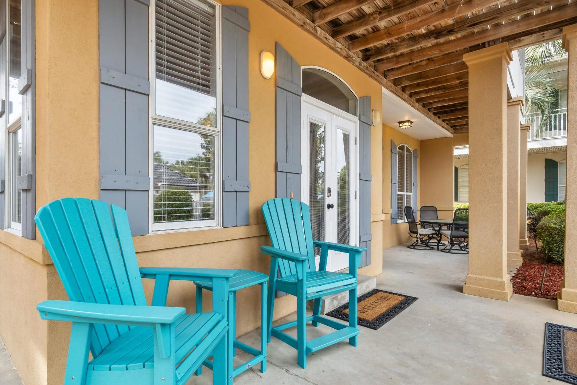 Holiday home Luxury House Steps From Pool And Short Walk To Private Pavilion