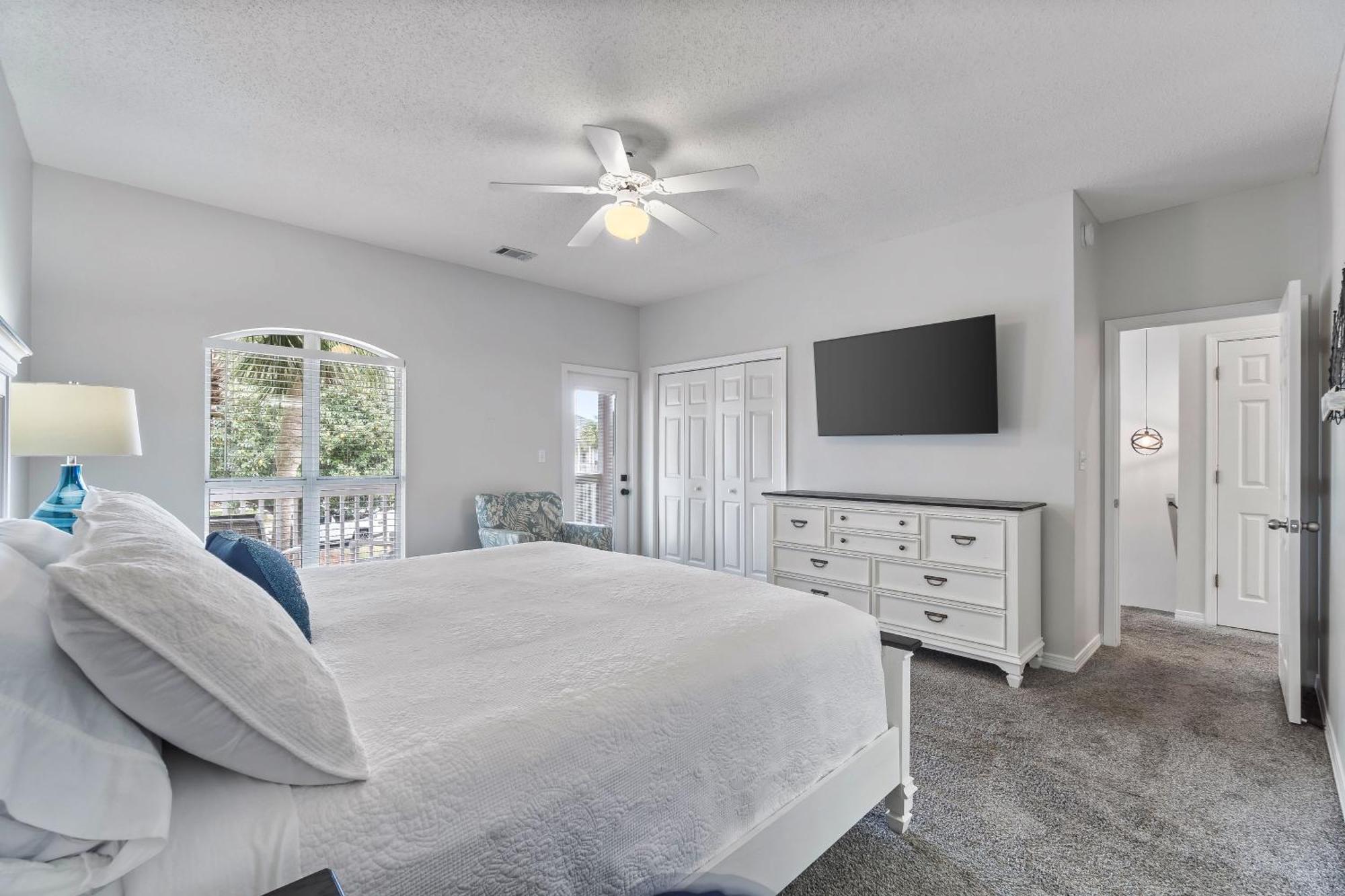 Luxury House Steps From Pool And Short Walk To Private Pavilion Destin