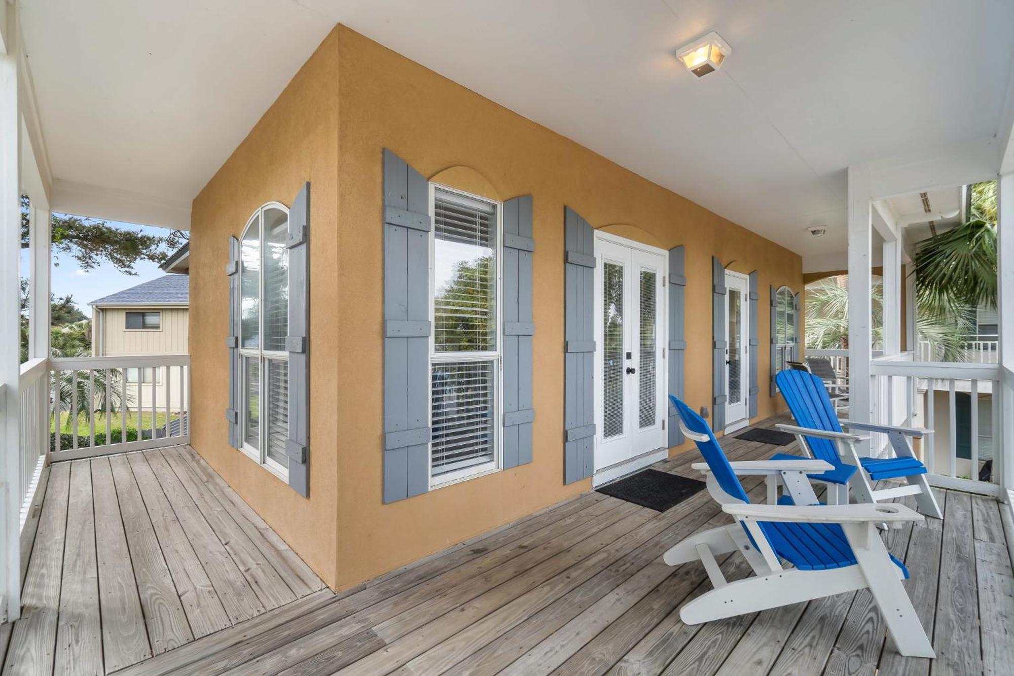Luxury House Steps From Pool And Short Walk To Private Pavilion Holiday home Destin