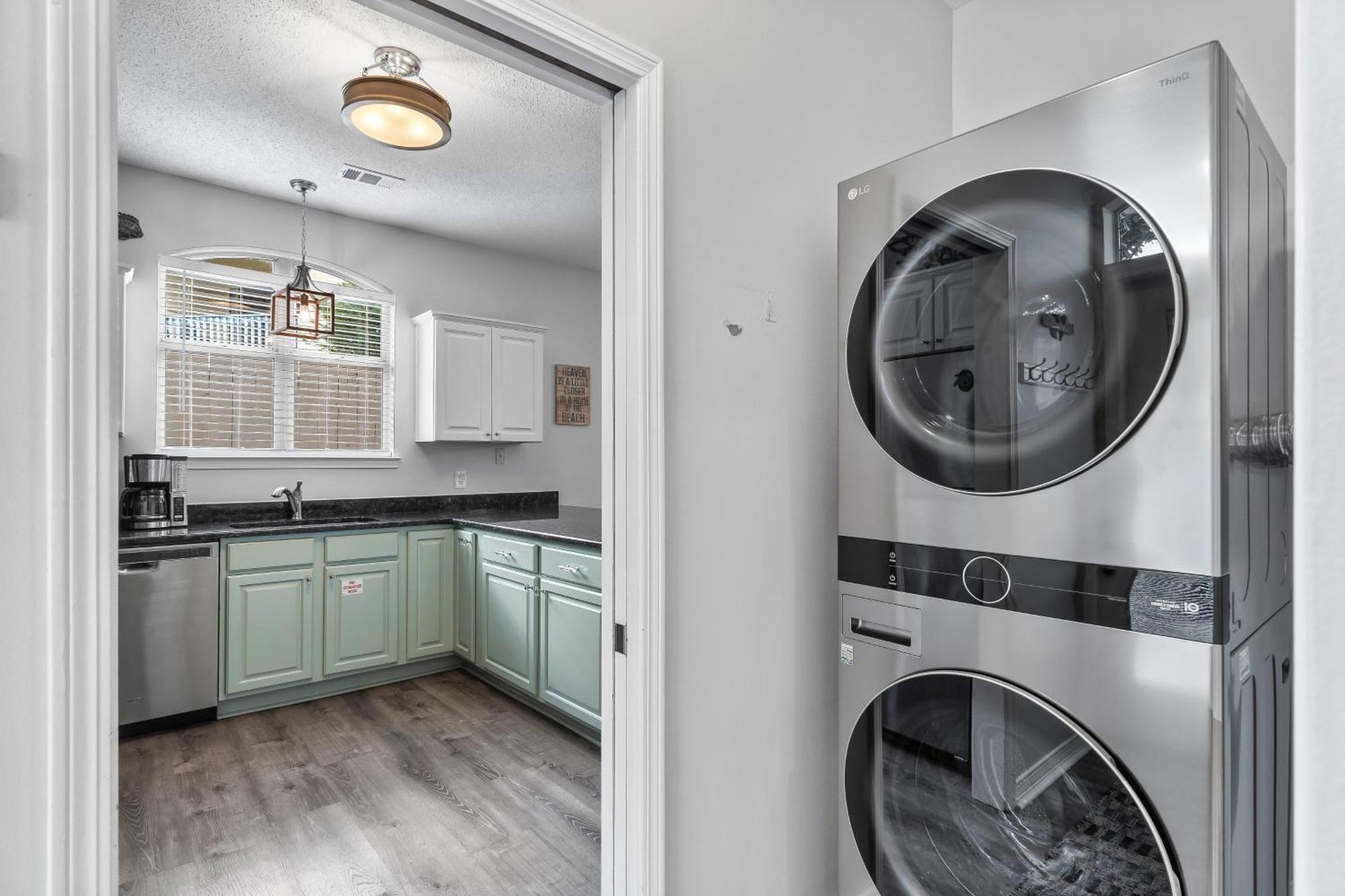 Holiday home Luxury House Steps From Pool And Short Walk To Private Pavilion Destin