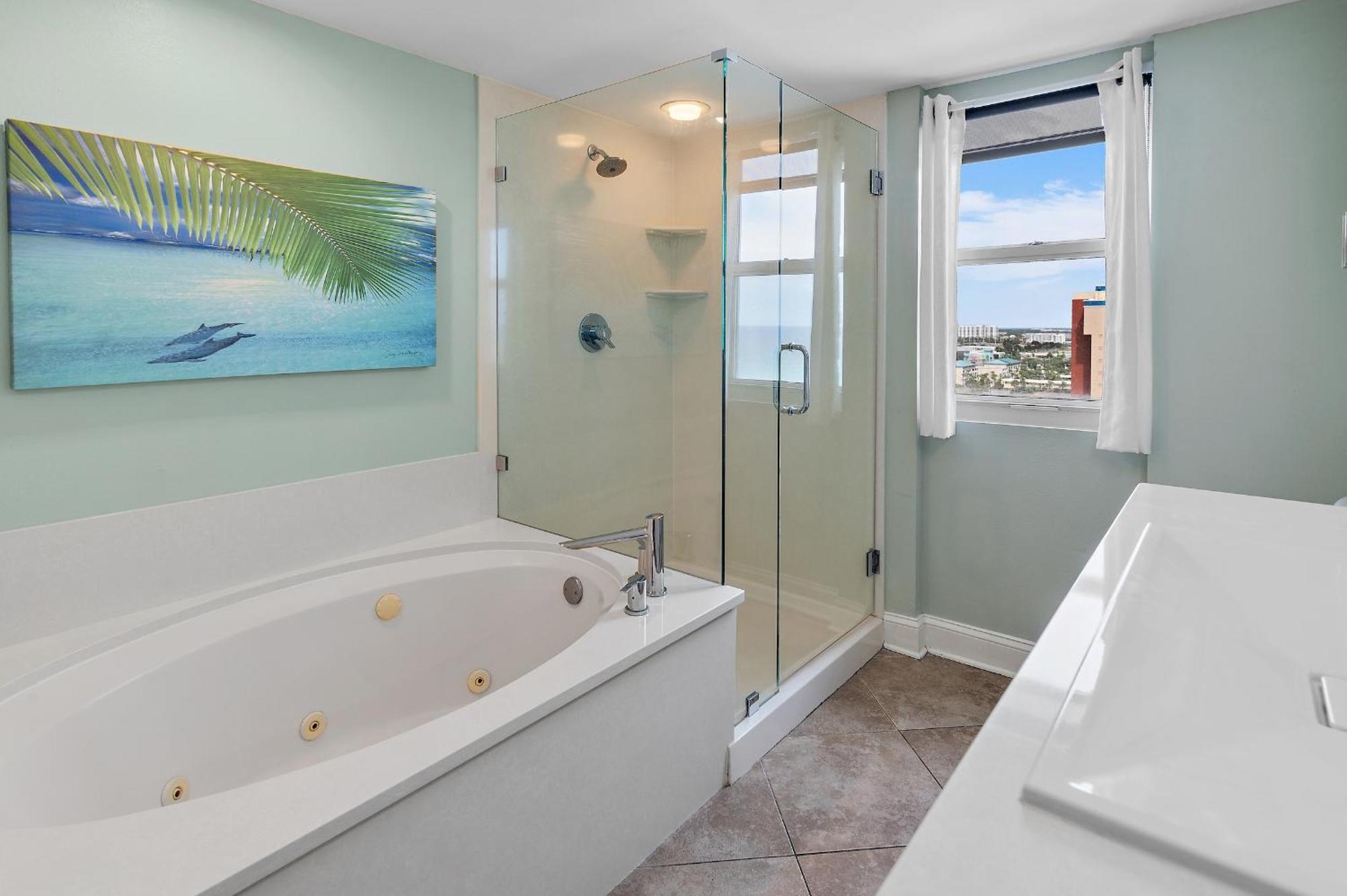 Biggest 2 Bedroom Corner Unit, 16th Flr Beachfront At Pelican Destin