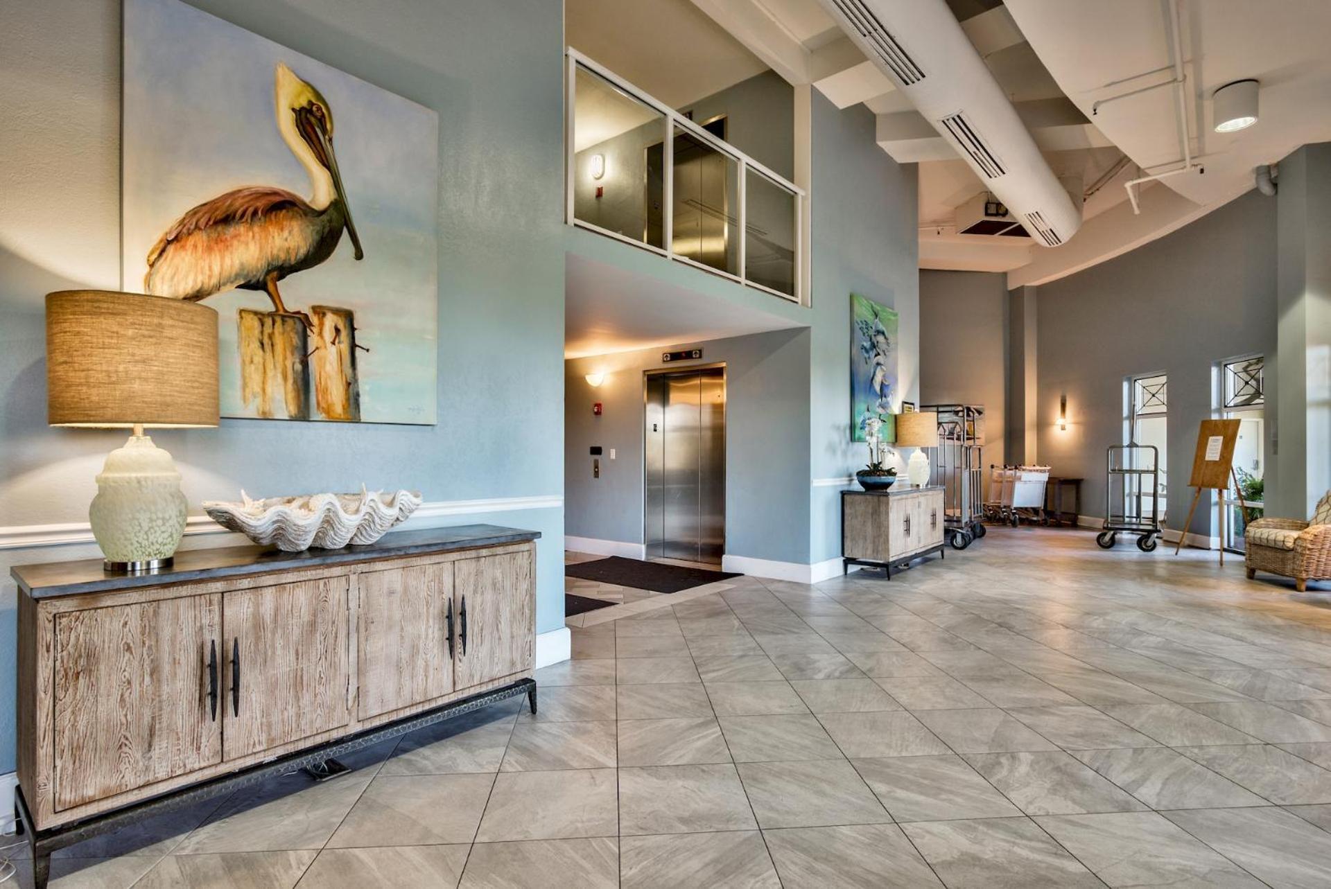Biggest 2 Bedroom Corner Unit, 16th Flr Beachfront At Pelican * Destin