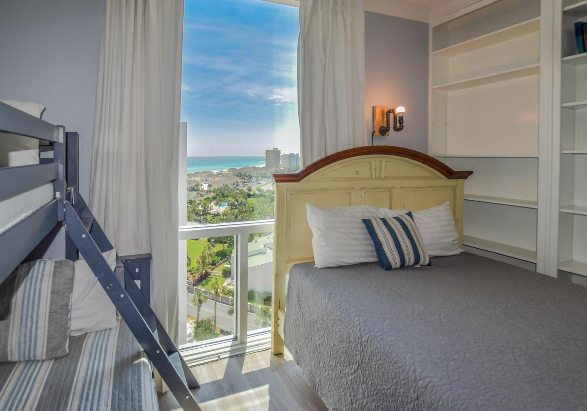 Shoreline Towers #3121 Apartment Destin