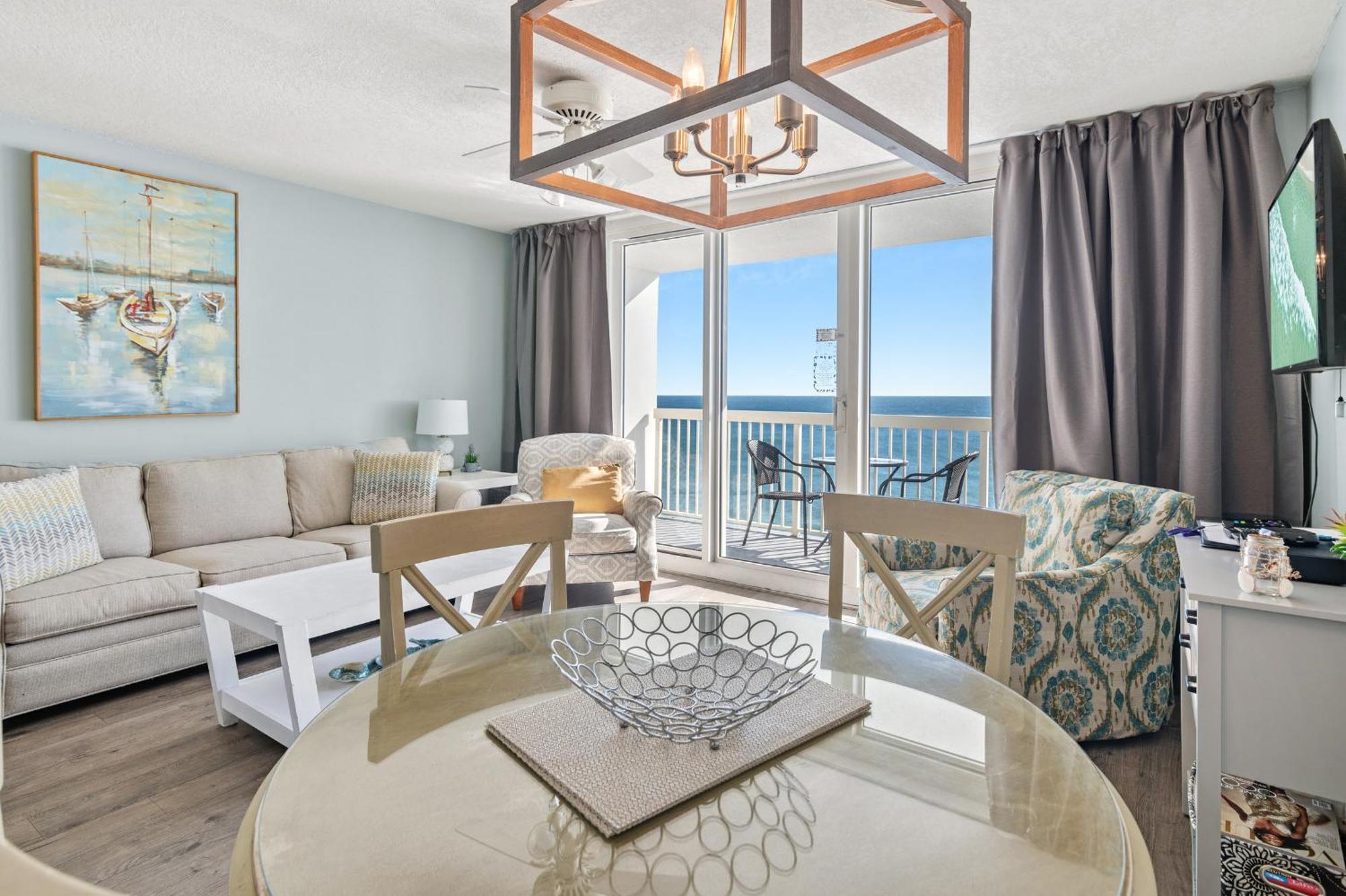 Just Updated - Beachfront Ocean View, 19th Floor Apartment