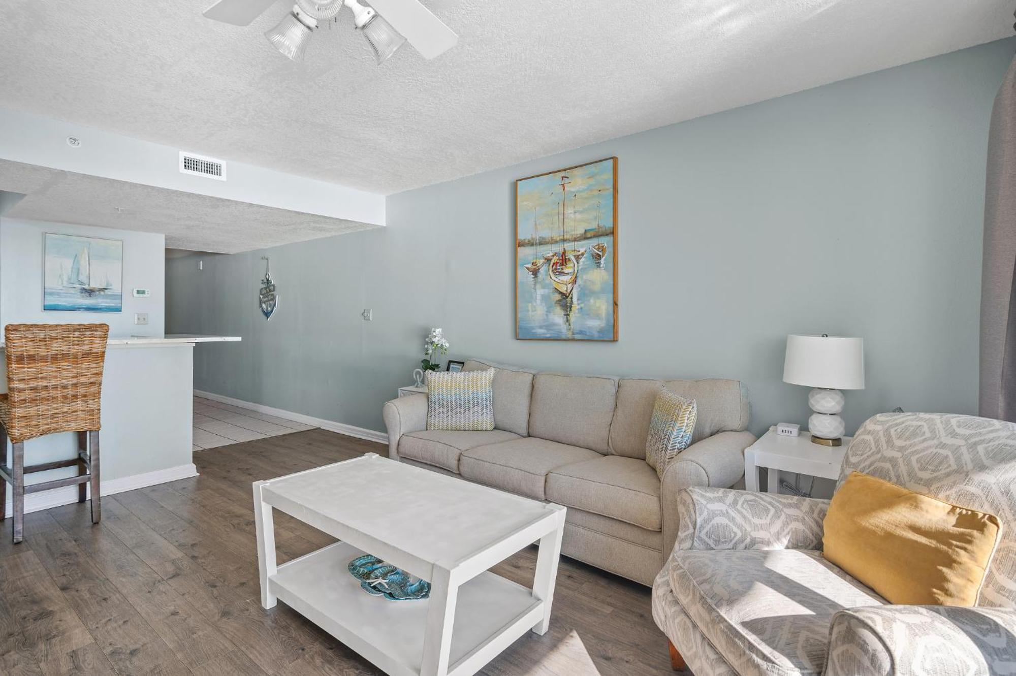 Just Updated - Beachfront Ocean View, 19th Floor *