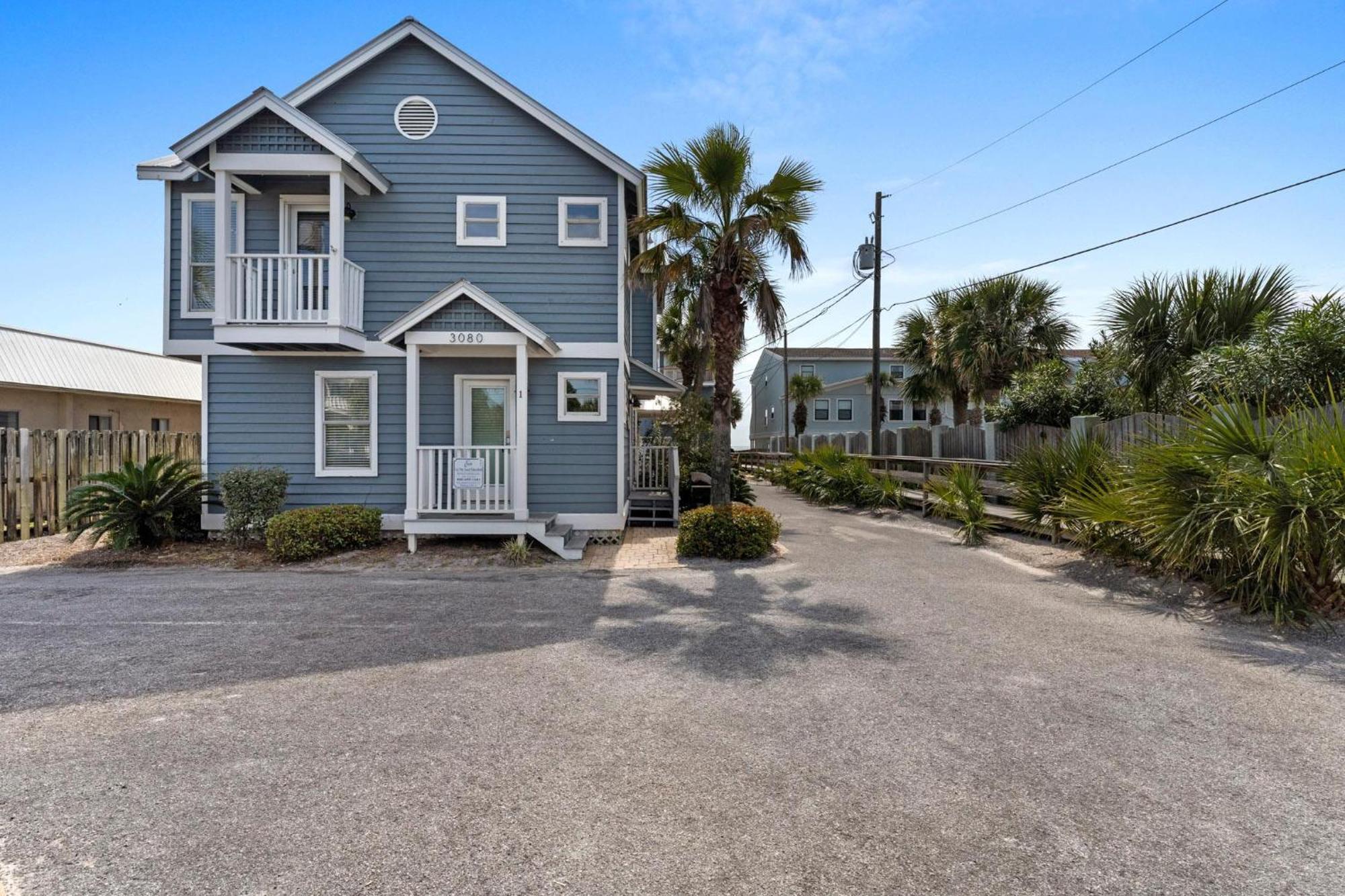 Let The Good Tides Roll Holiday home