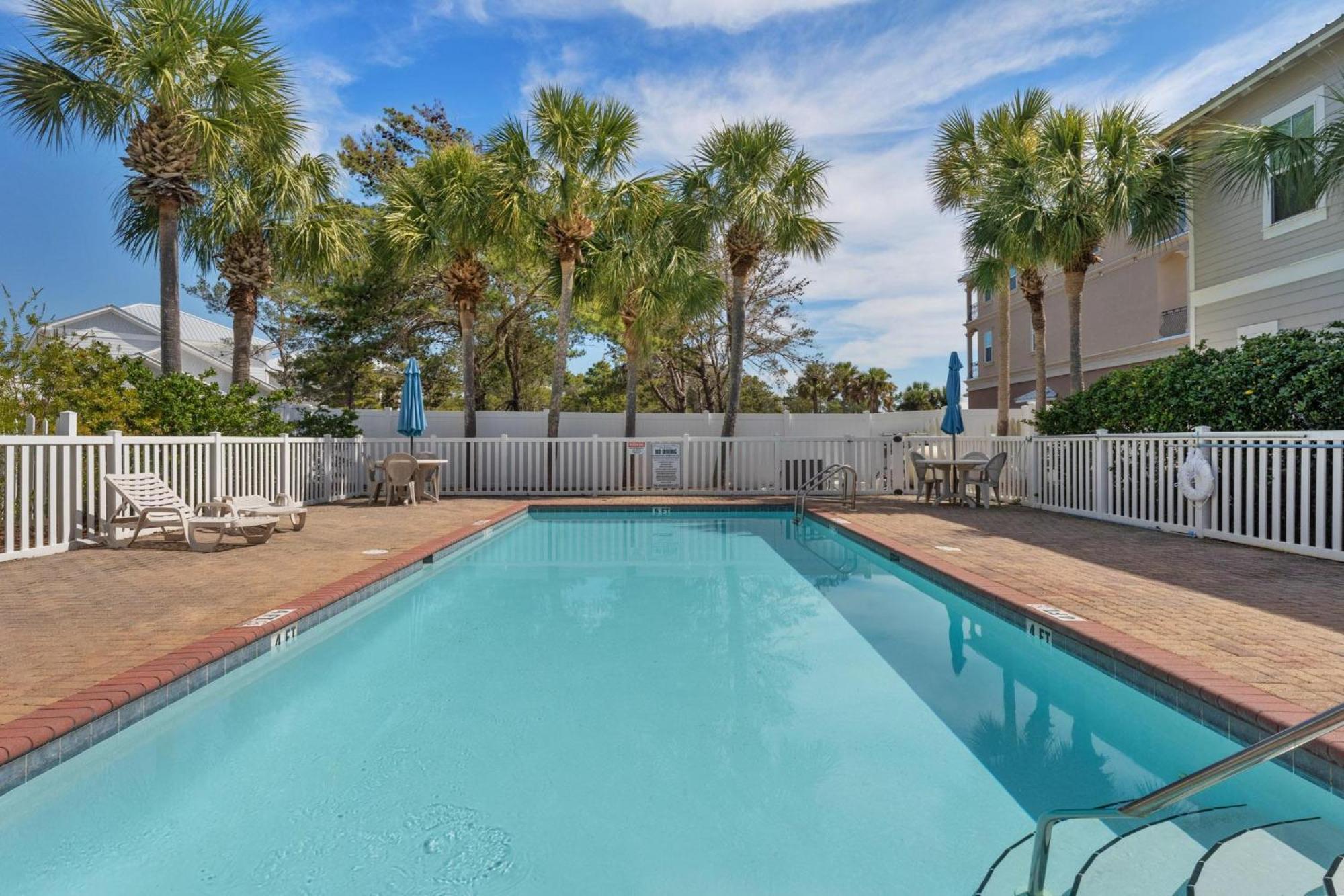 Aquaholic G S 77 Saint Francis Dr N Holiday home
