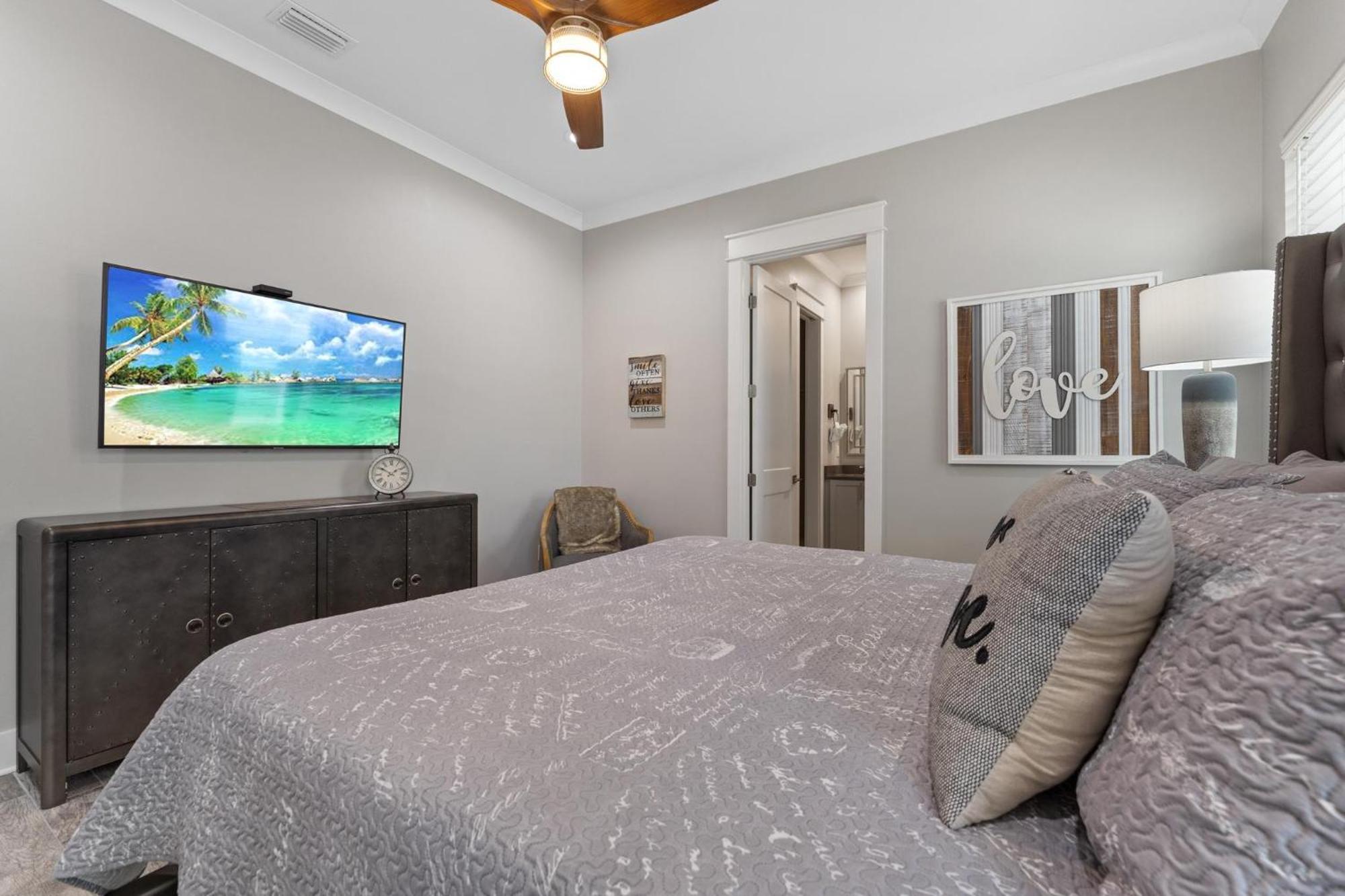 Aquaholic G S 77 Saint Francis Dr N Holiday home
